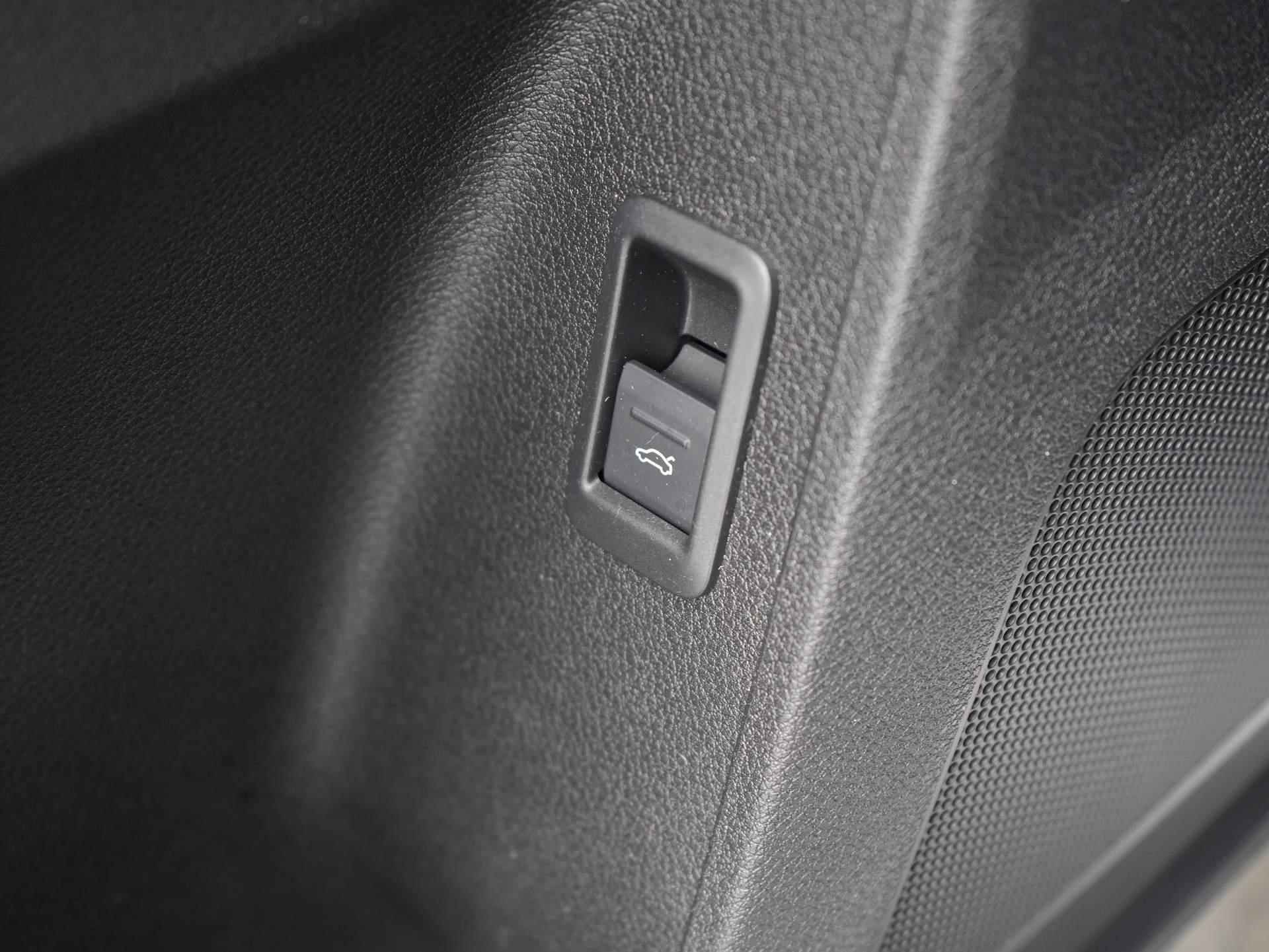 Audi Q3 Sportback 35 TFSI S Edition LED | Clima | S-Line | Navigatie | Elek achterklep | 19 Inch - 31/45