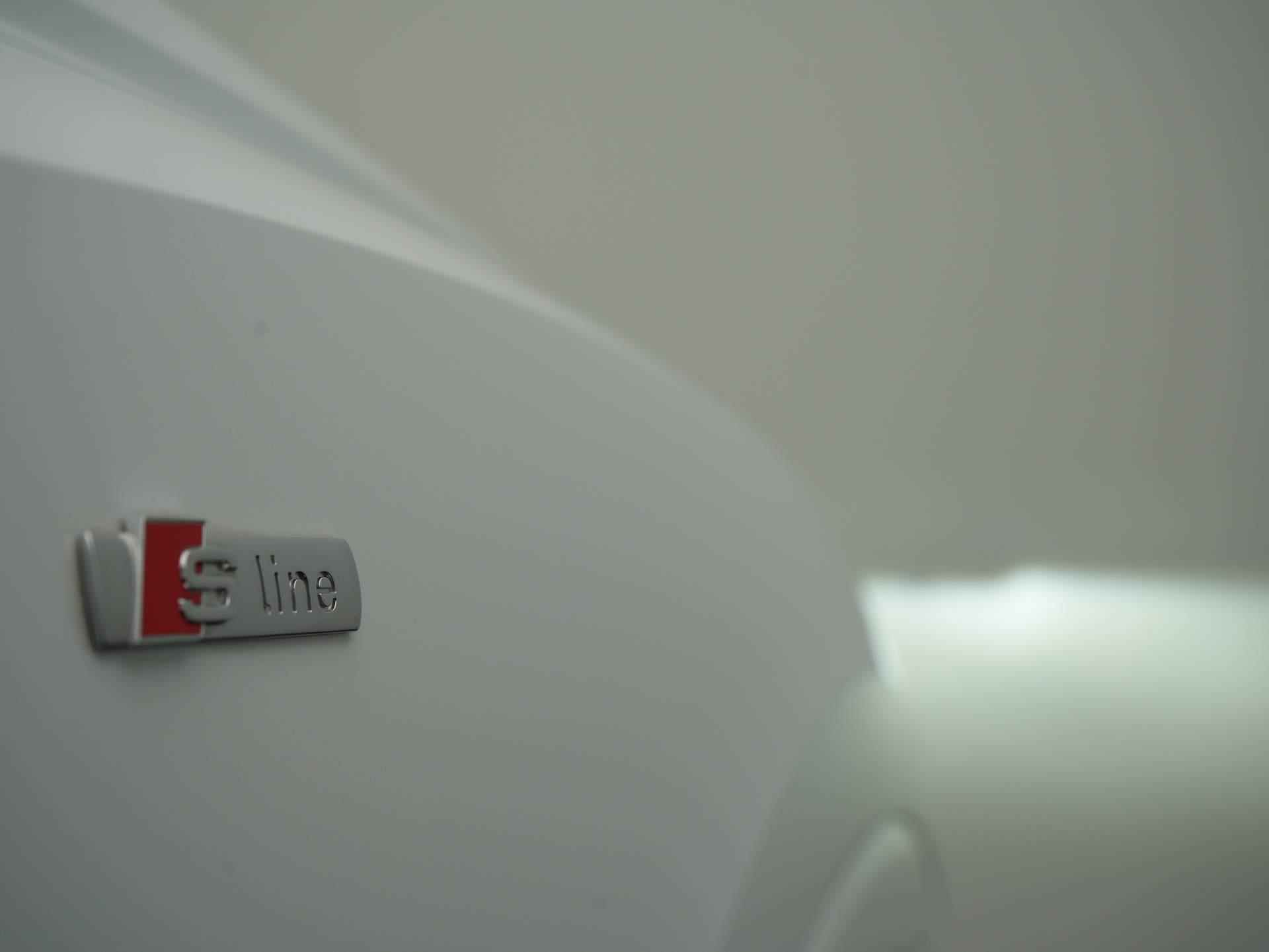 Audi Q3 Sportback 35 TFSI S Edition LED | Clima | S-Line | Navigatie | Elek achterklep | 19 Inch - 42/45
