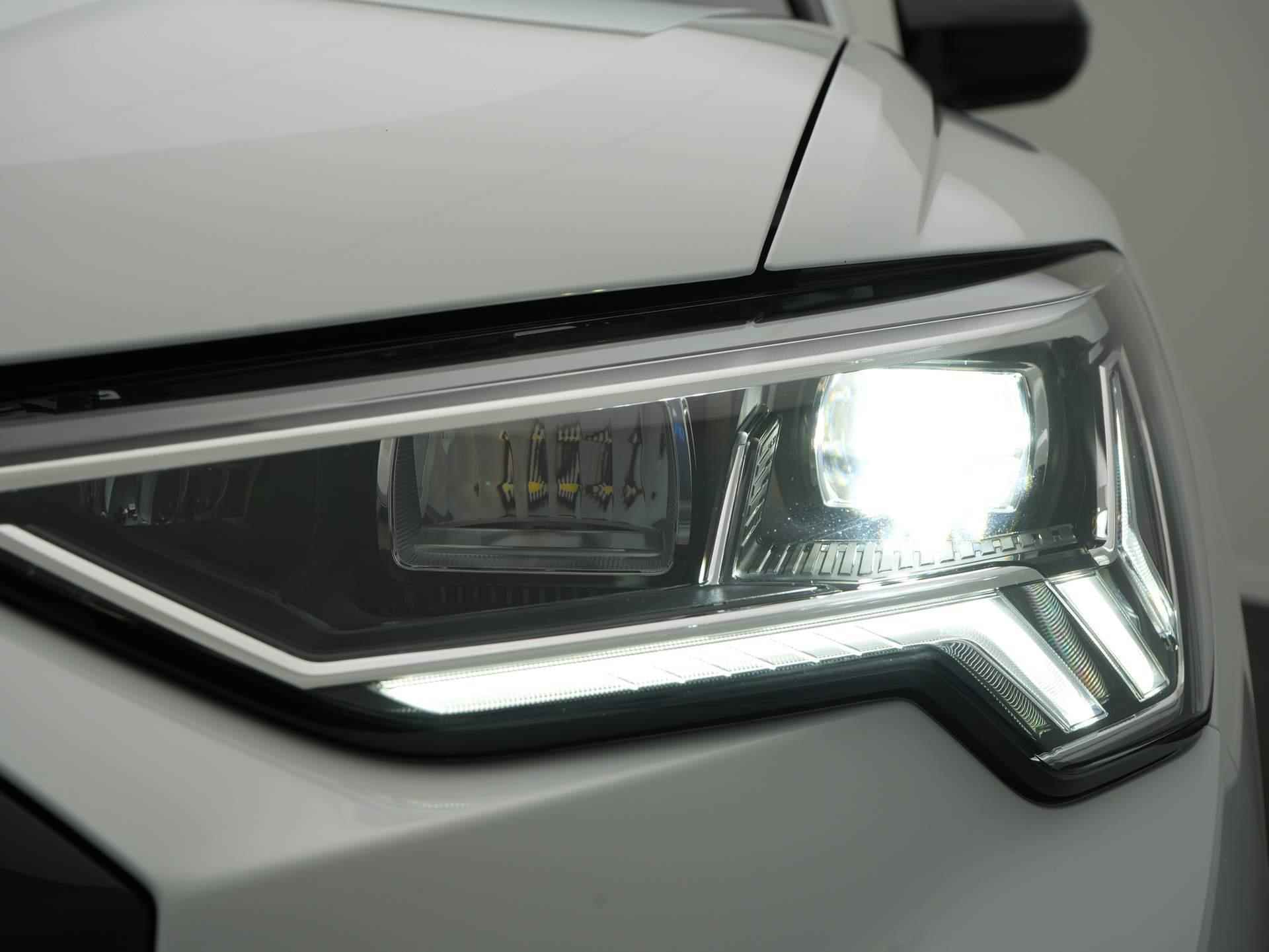 Audi Q3 Sportback 35 TFSI S Edition LED | Clima | S-Line | Navigatie | Elek achterklep | 19 Inch - 43/45