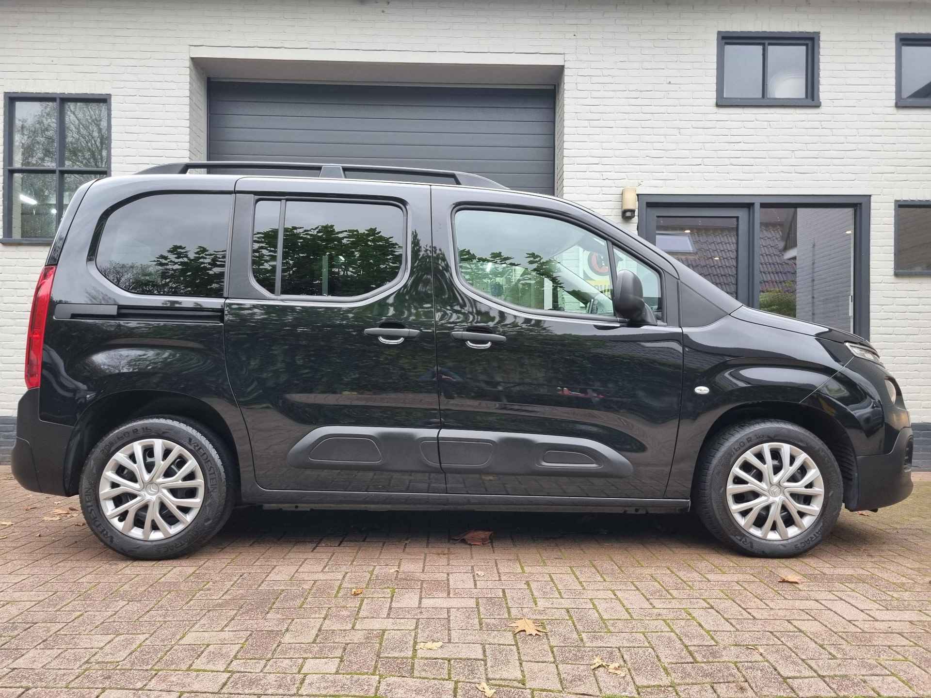 Citroen Berlingo 1.2 PureTech Live NAVI / CRUISE / CARPLAY - 5/22