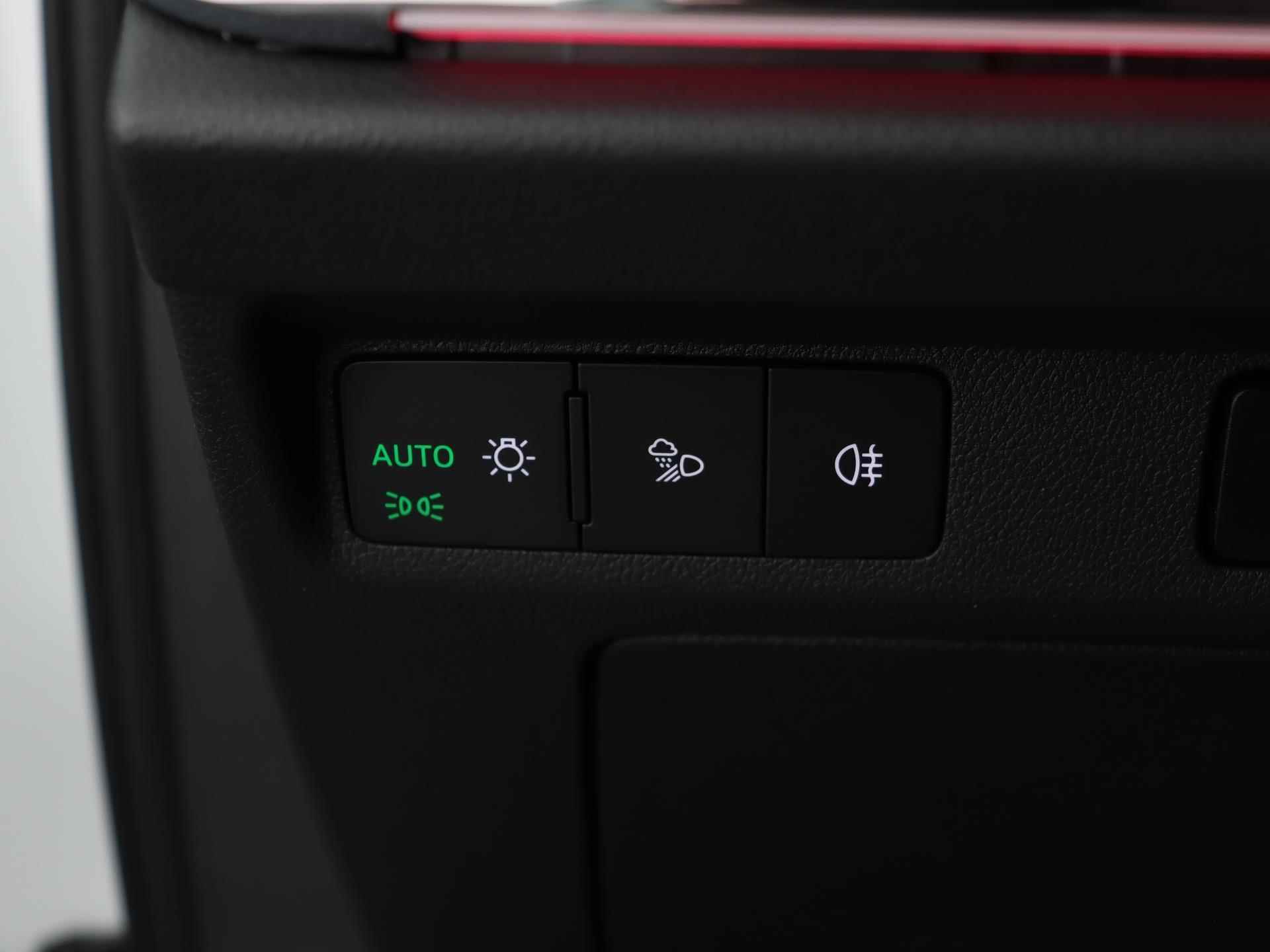 Skoda Enyaq iV 80 Sportline | Stoelverwarming V + A | Navigatie | Camera | Adaptive cruise | Apple CarPlay | - 28/54