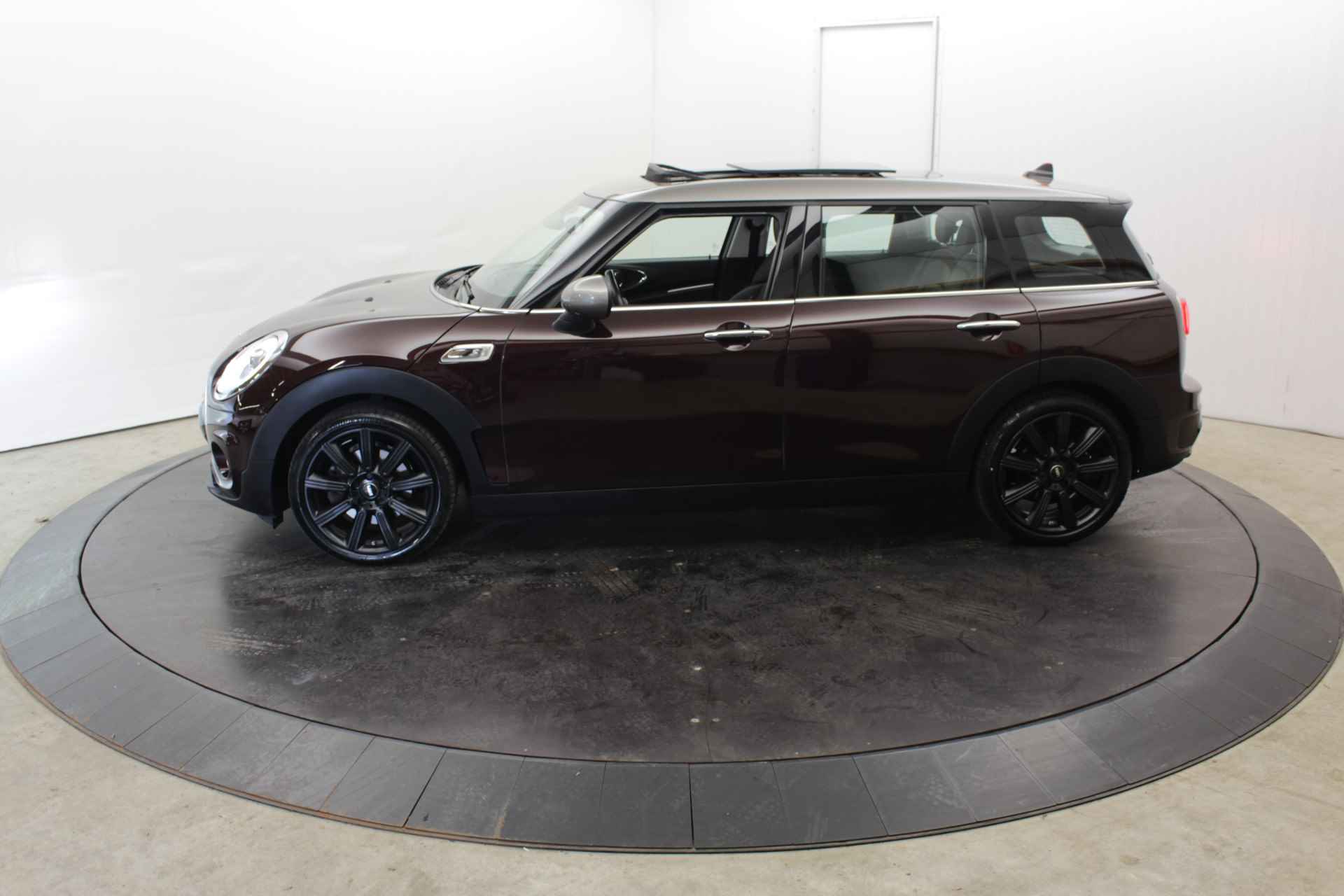 MINI Clubman 2.0 Cooper S 192PK Serious Vol Leder Panodak Harman/Kardon 18” - 16/47