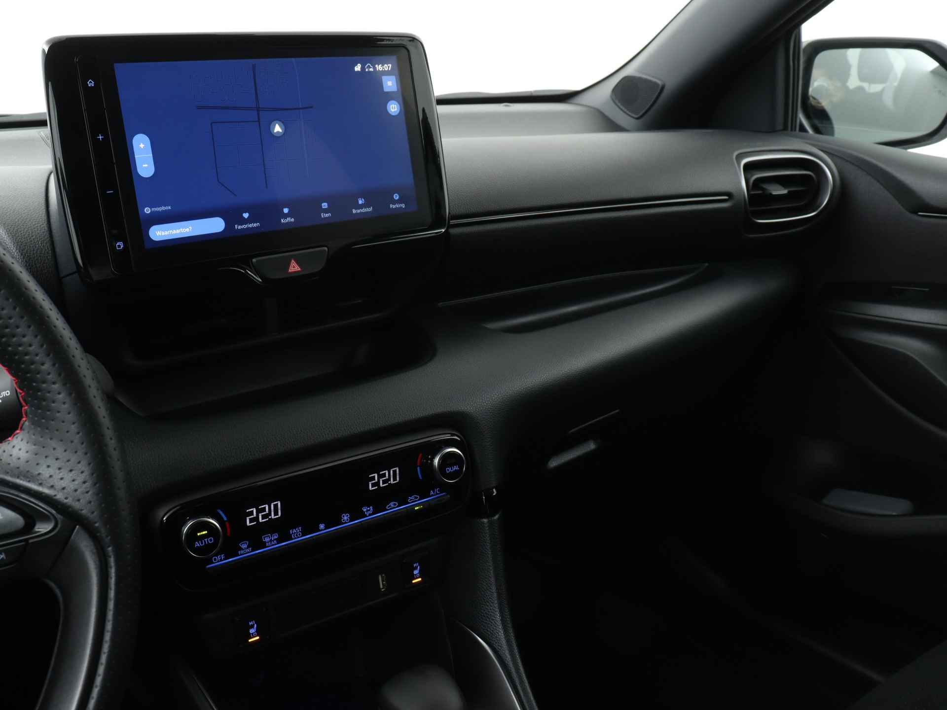 Toyota Yaris 1.5 Hybrid GR Bi-tone Limited | Blindspotmonitor | Sport interieur | Navigatie | My T app | - 8/45