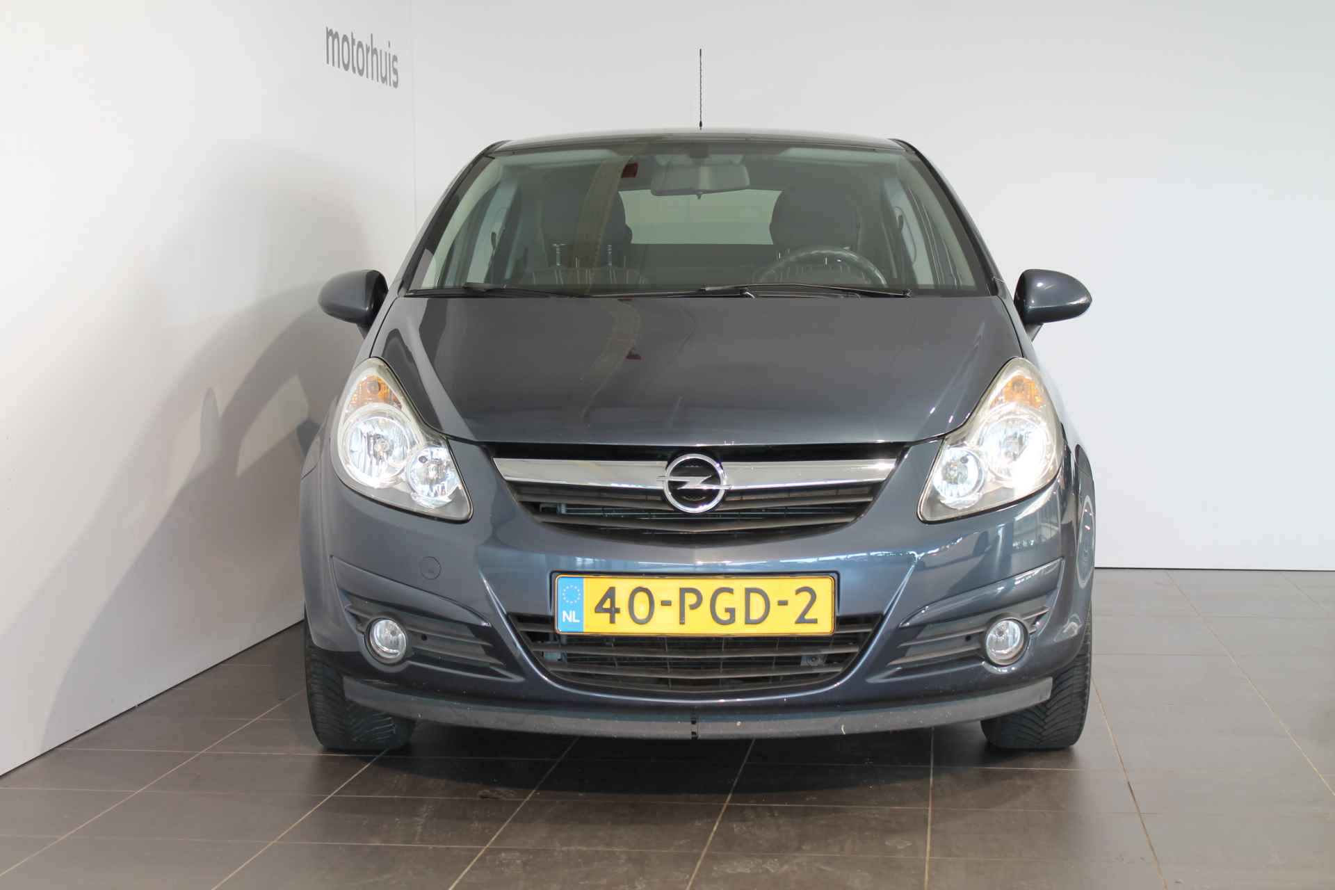 OPEL Corsa 1.4 16V 5D Edition - 2/26