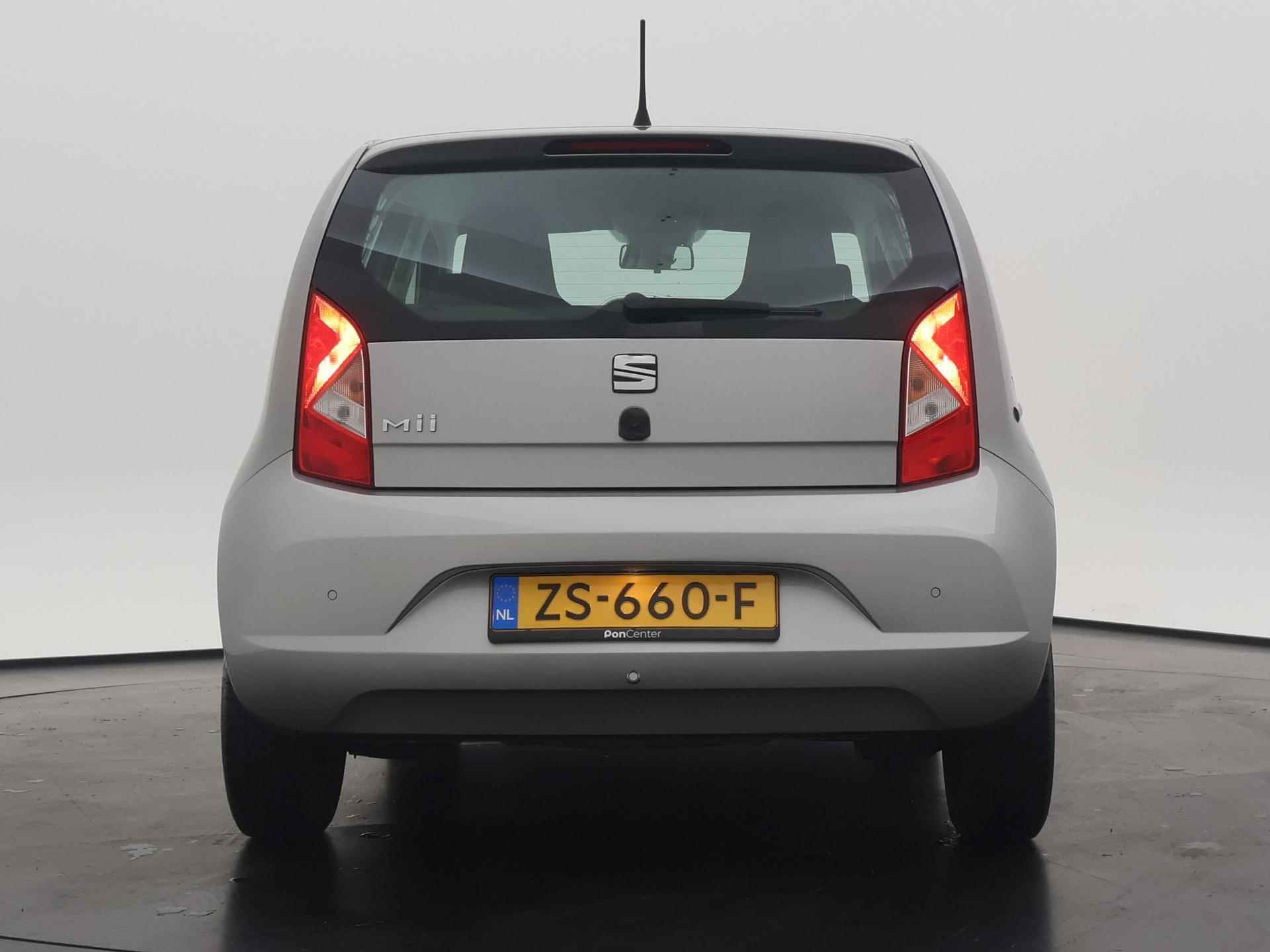 SEAT Mii 1.0 Style Intense | Parkeersensoren | Cruise Control | Airco | Telefoonvoorbereiding | - 7/13