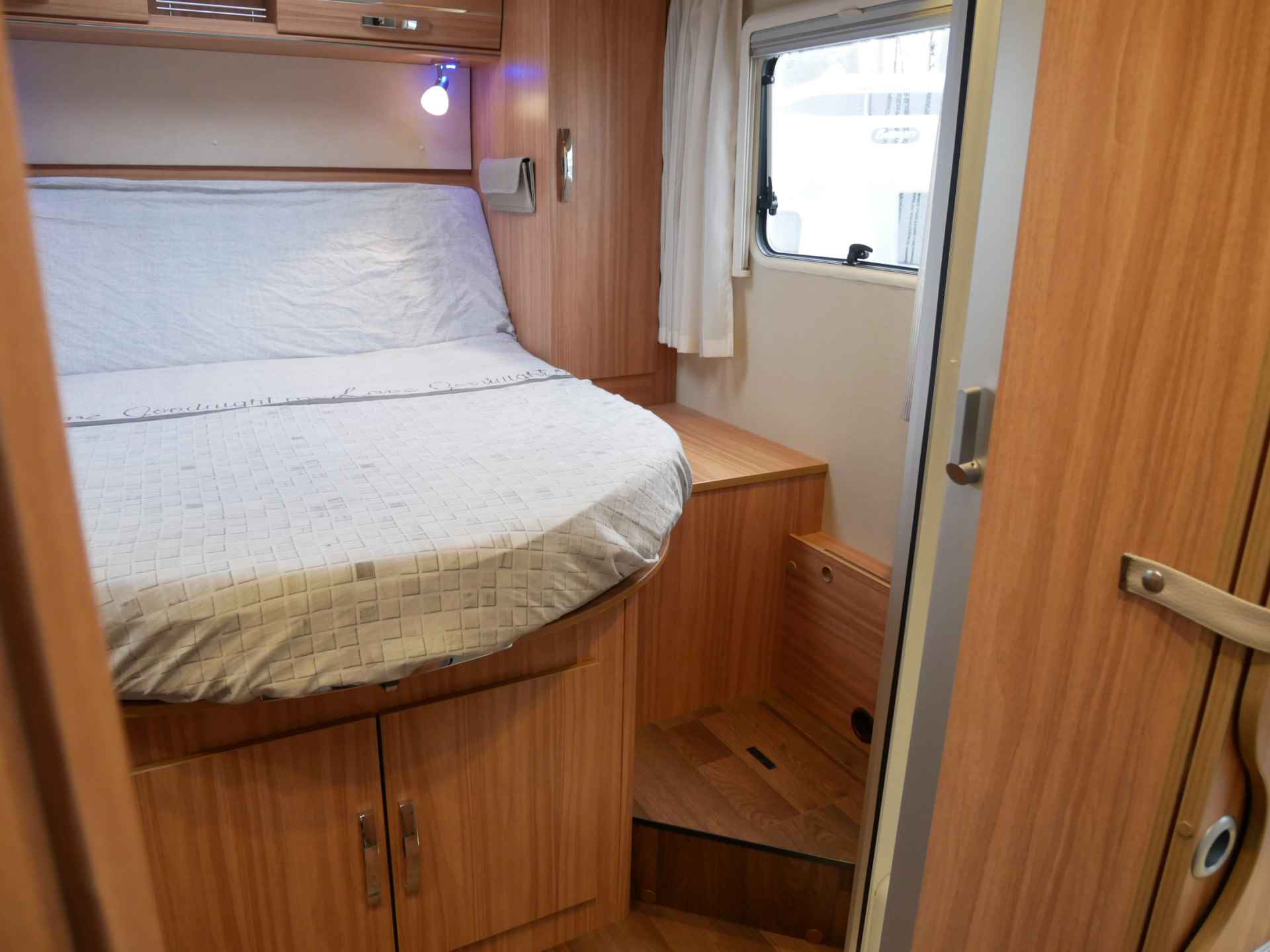 Hymer Tramp T 598 GL Queensbed, Hefbed, Scooter / Fietsendrager! - 20/32