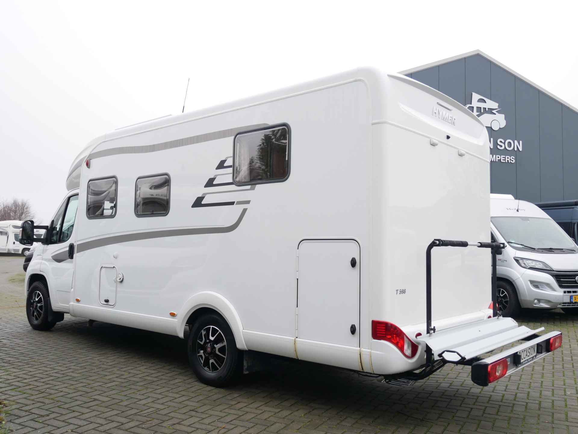 Hymer Tramp T 598 GL Queensbed, Hefbed, Scooter / Fietsendrager! - 23/32