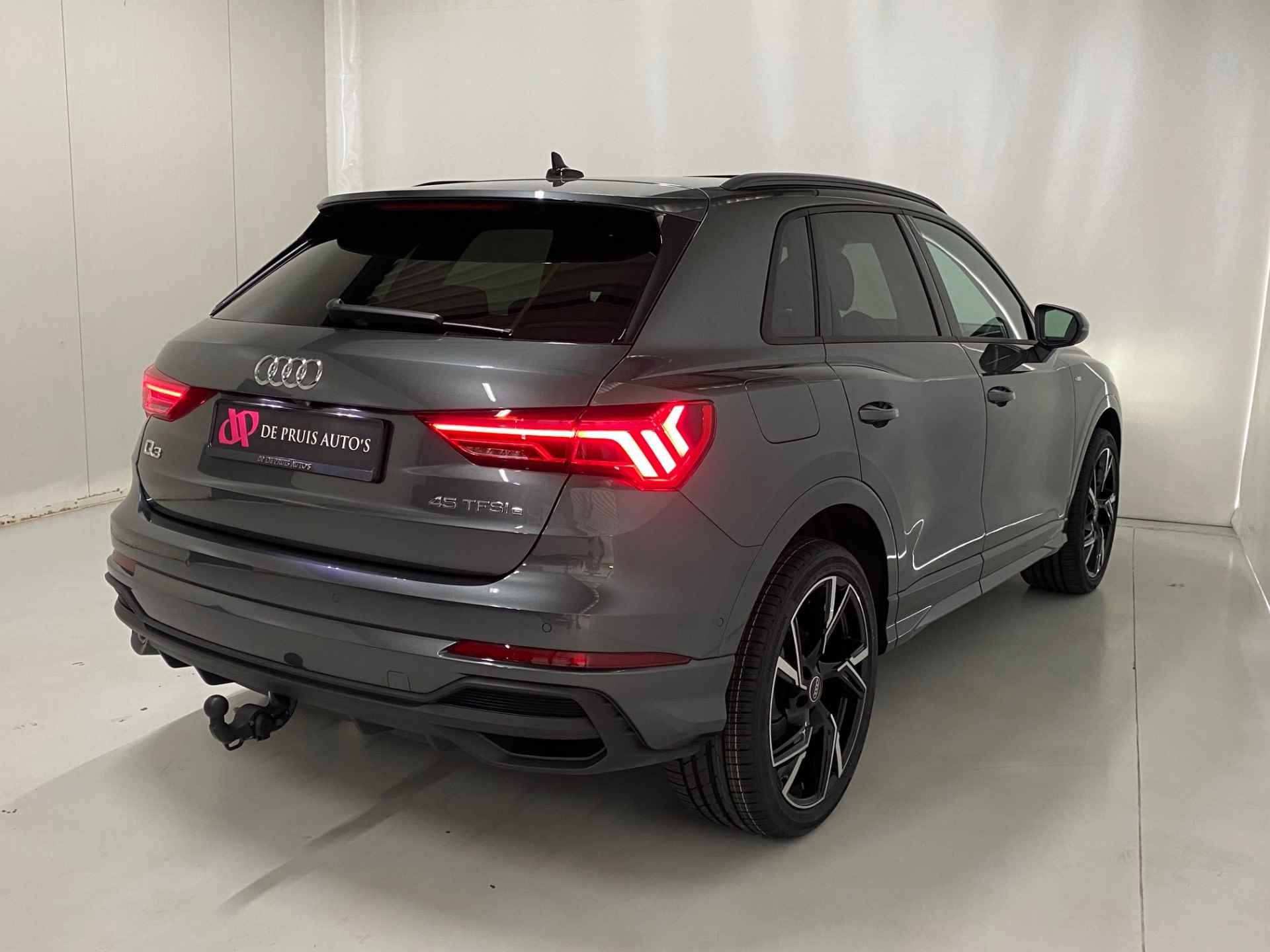 Audi Q3 45 TFSI 2 X S Line Pano Matrix LED-koplampen ACC Trekhaak 20 Inch Camera - 44/49