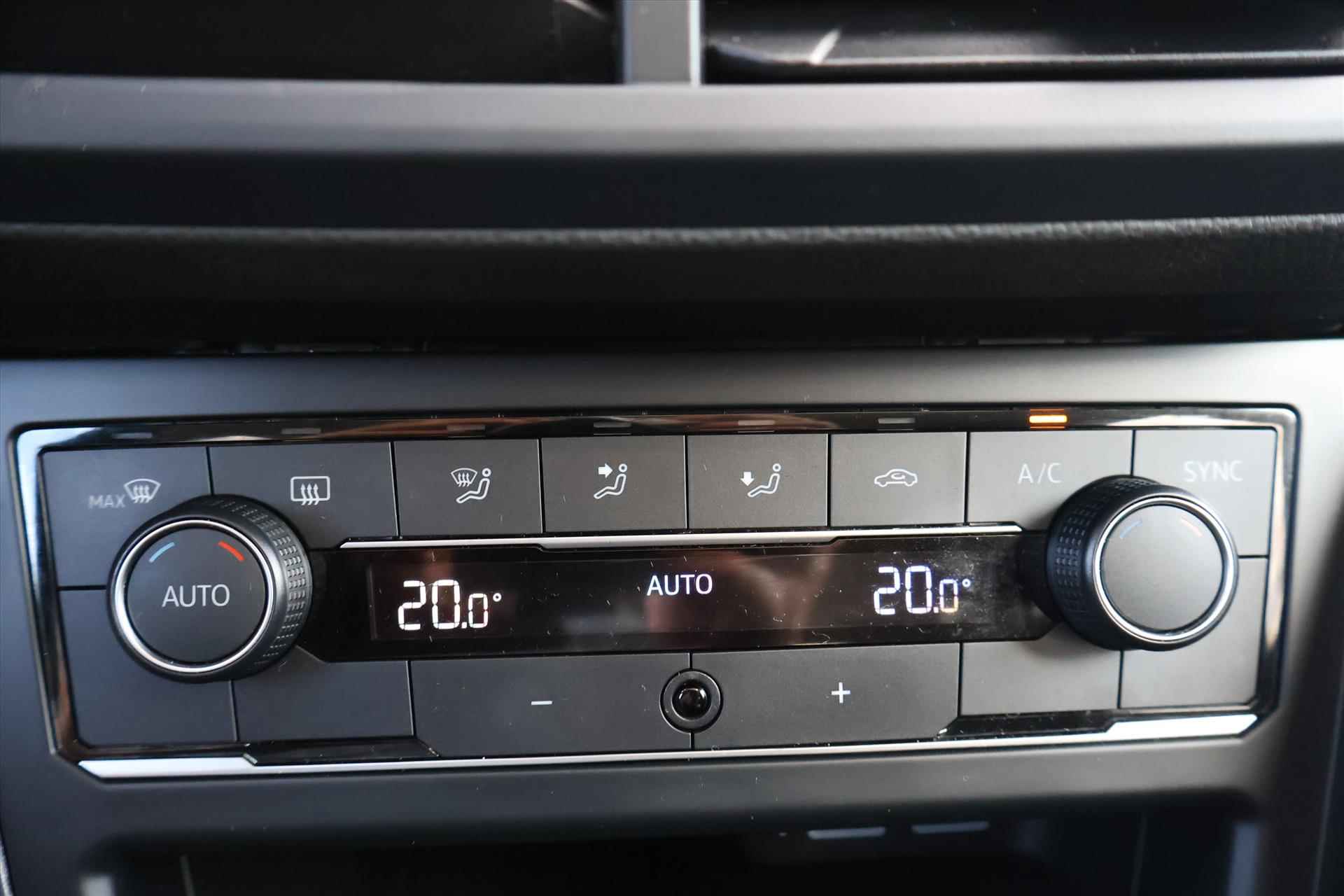 Volkswagen Polo 1.0 TSI R-Line 115pk | Pano | Climate | Adaptive Cruise | LED | Carplay - 32/56