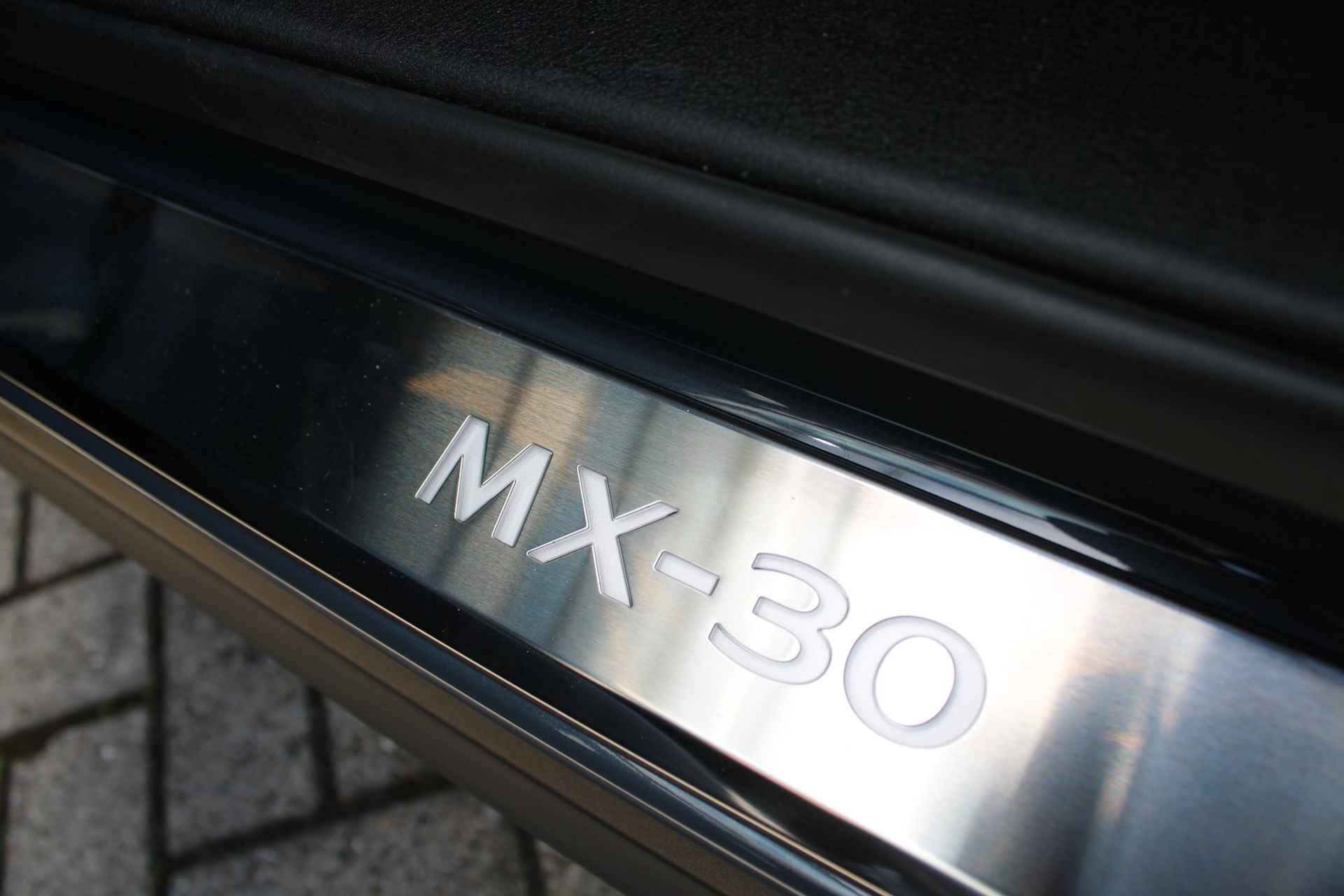 MAZDA Mx-30 E-SKYACTIV 145pk Advantage Industrial interior Carplay - 25/34