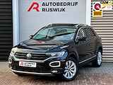 Volkswagen T-Roc 1.5 TSI Sport Pano/Virtual/Keyless/Camera