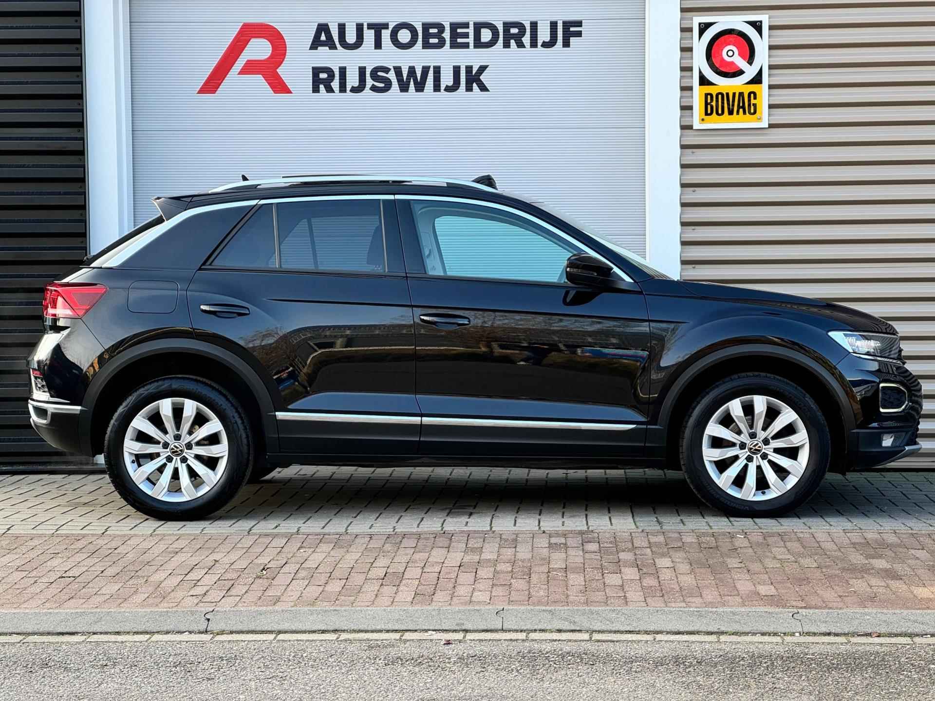 Volkswagen T-Roc 1.5 TSI Sport Pano/Virtual/Keyless/Camera - 4/21