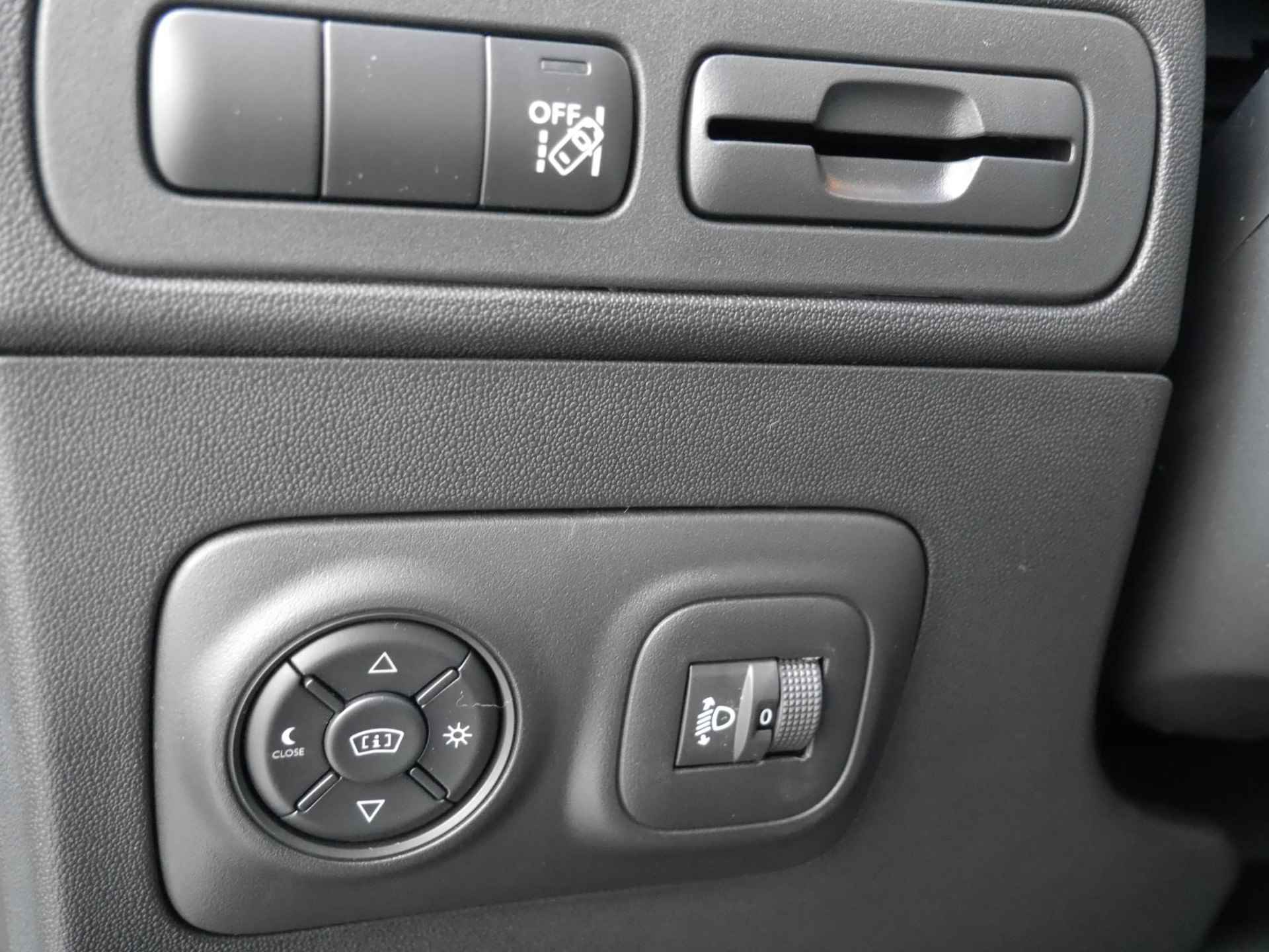 Citroen C3 Aircross 1.2 PureTech Plus | Nieuwe auto | Navigatie | Head up display | | Led | Lichtmetalen velgen | Parkeersensoren | Keyless entry en start | Android auto en Apple carplay - 16/44