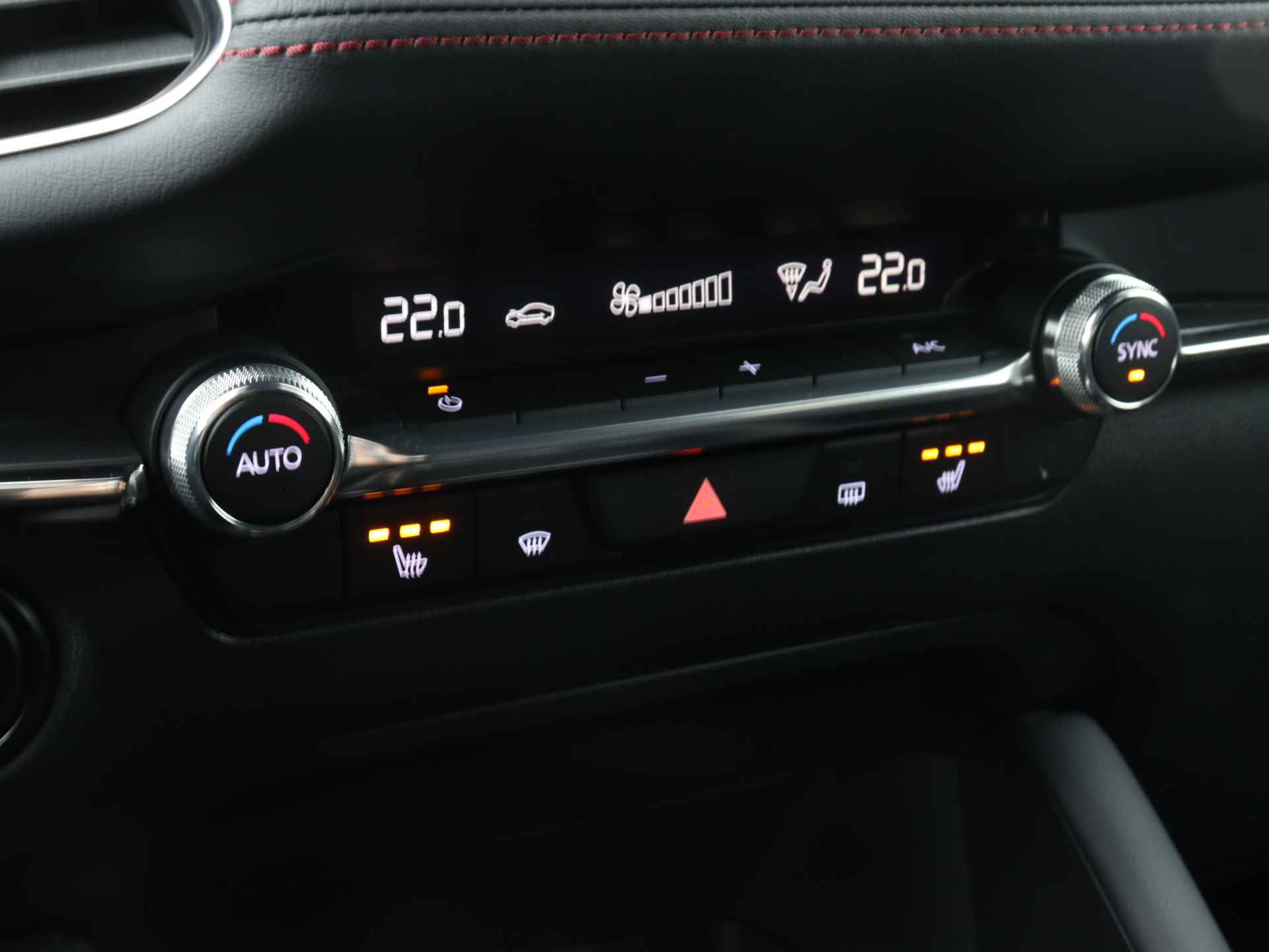 Mazda 3 2.0 e-SkyActiv-G M Hybrid 150 Homura | Navigatie | Stoelverwarming | Camera - 12/45