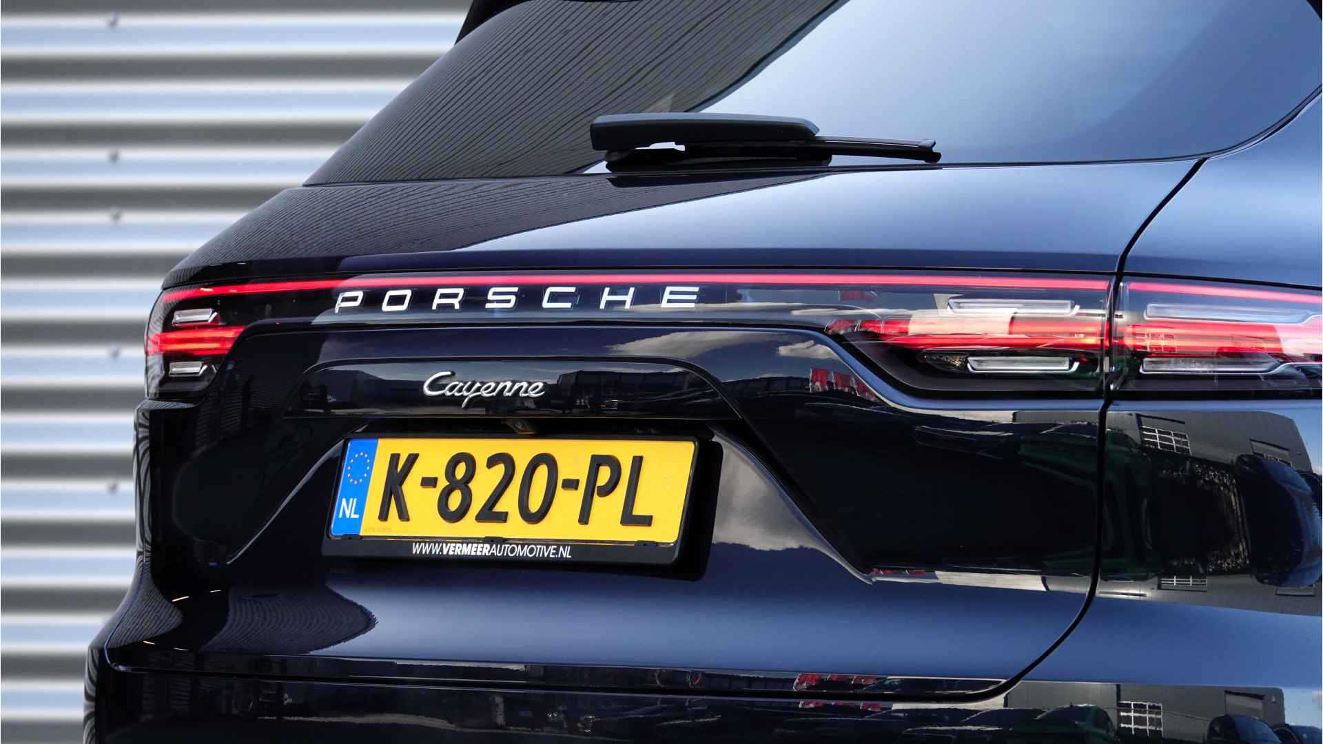 Porsche Cayenne 3.0 E-Hybrid | Panoramadak | Sport Chrono | Luchtvering | Trekhaak | - 14/44