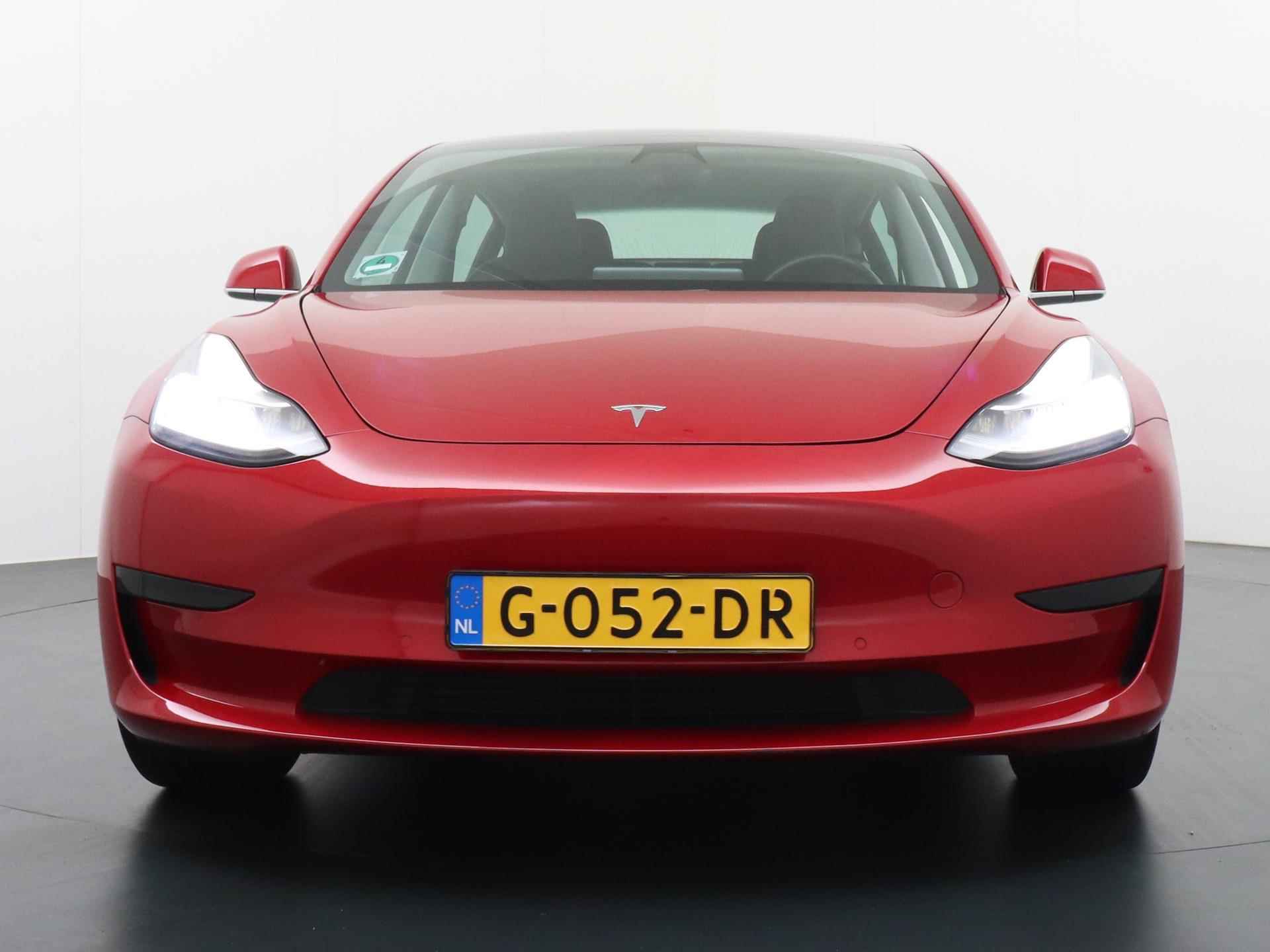 Tesla Model 3 Standard RWD Plus 60 kWh VAN 25.900 VOOR 20.877 EINDEJAARSVOORDEEL 5.023 | RIJKLAAR INCL. 12 MAANDEN BOVAGGARANTIE - 4/45