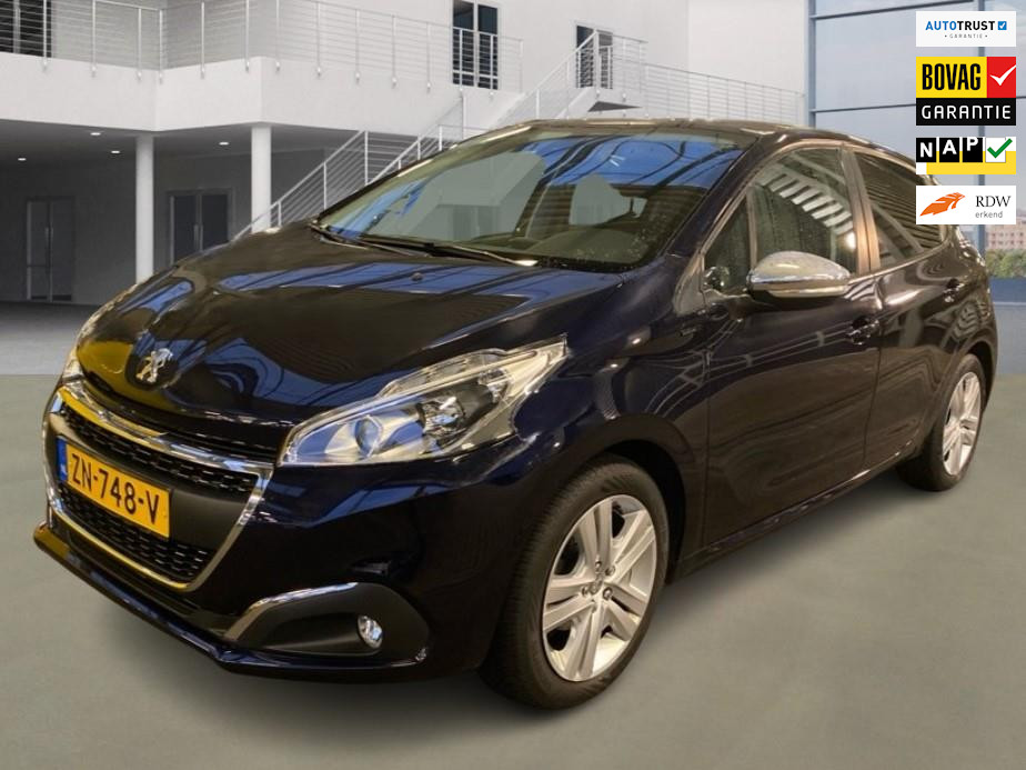 Peugeot 208 1.2 PureTech Signature 59.300 km + NAP 2e Eig. NL-auto