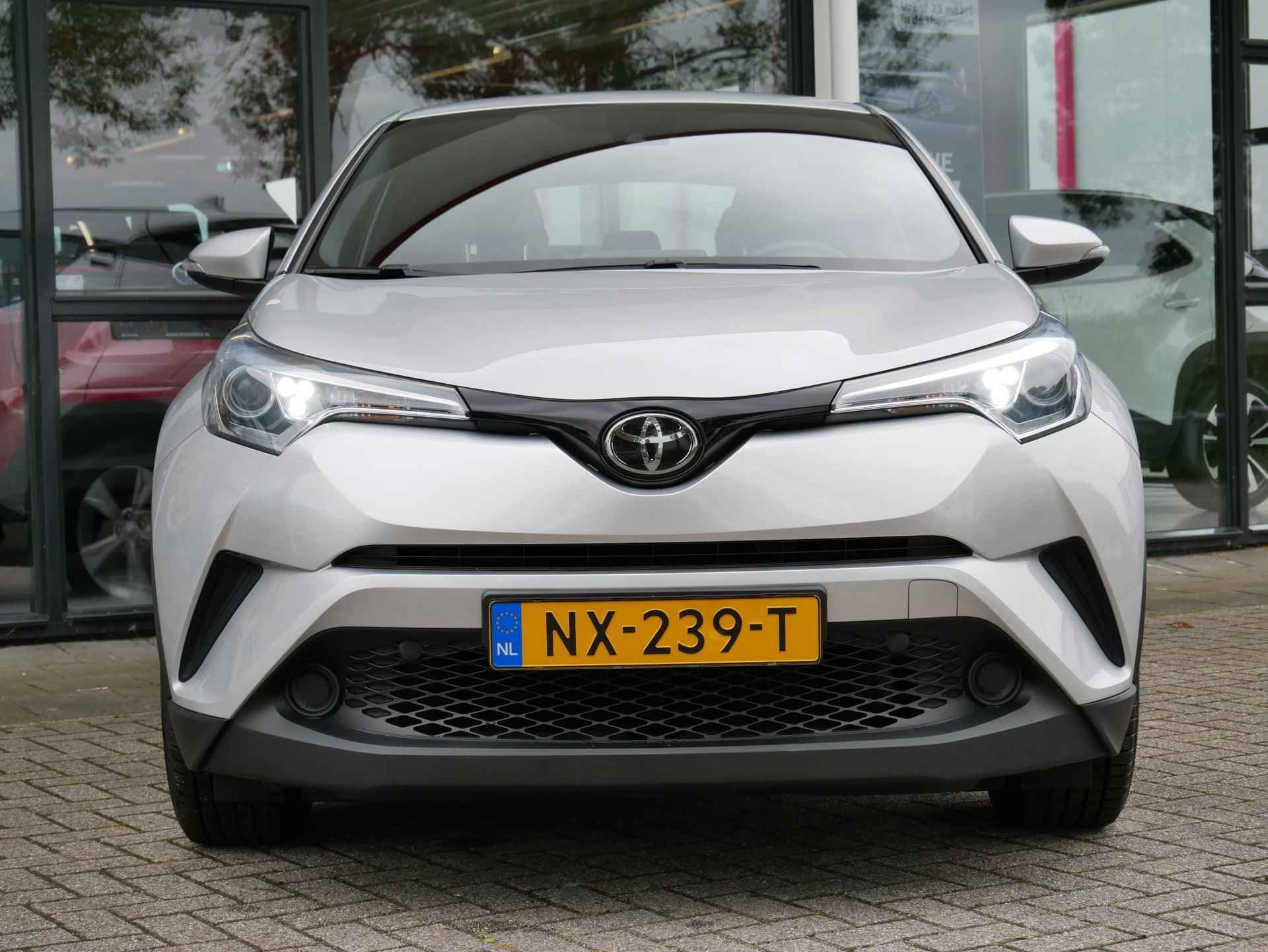 Toyota C-HR 1.2 Comfort | Airco | Cruise | Bluetooth - 12/30