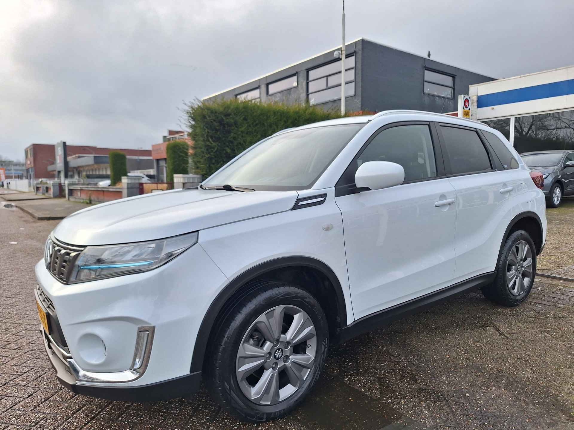 Suzuki Vitara 1.4 Boosterjet Select Smart Hybrid - 3/29