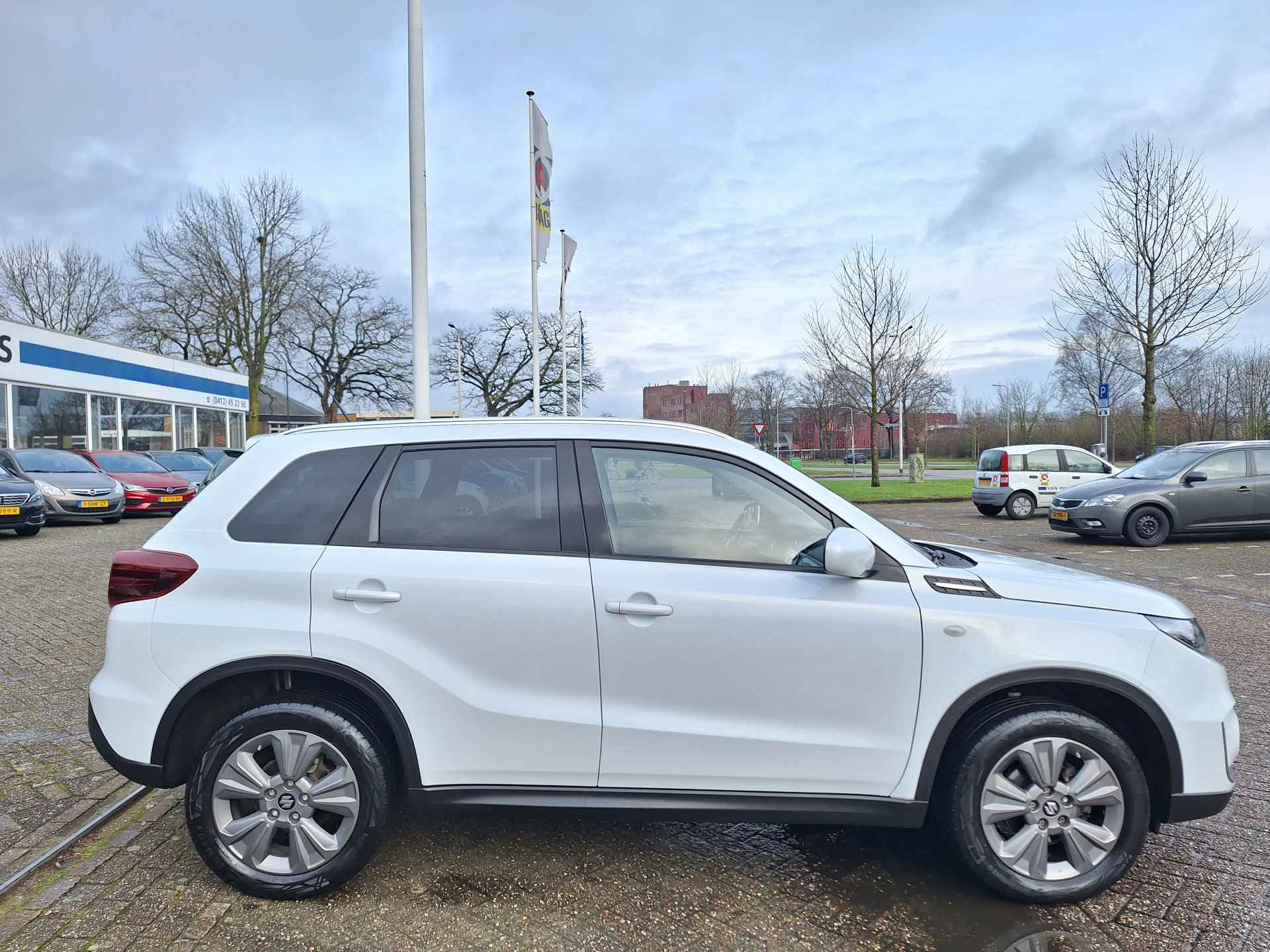 Suzuki Vitara 1.4 Boosterjet Select Smart Hybrid - 8/29