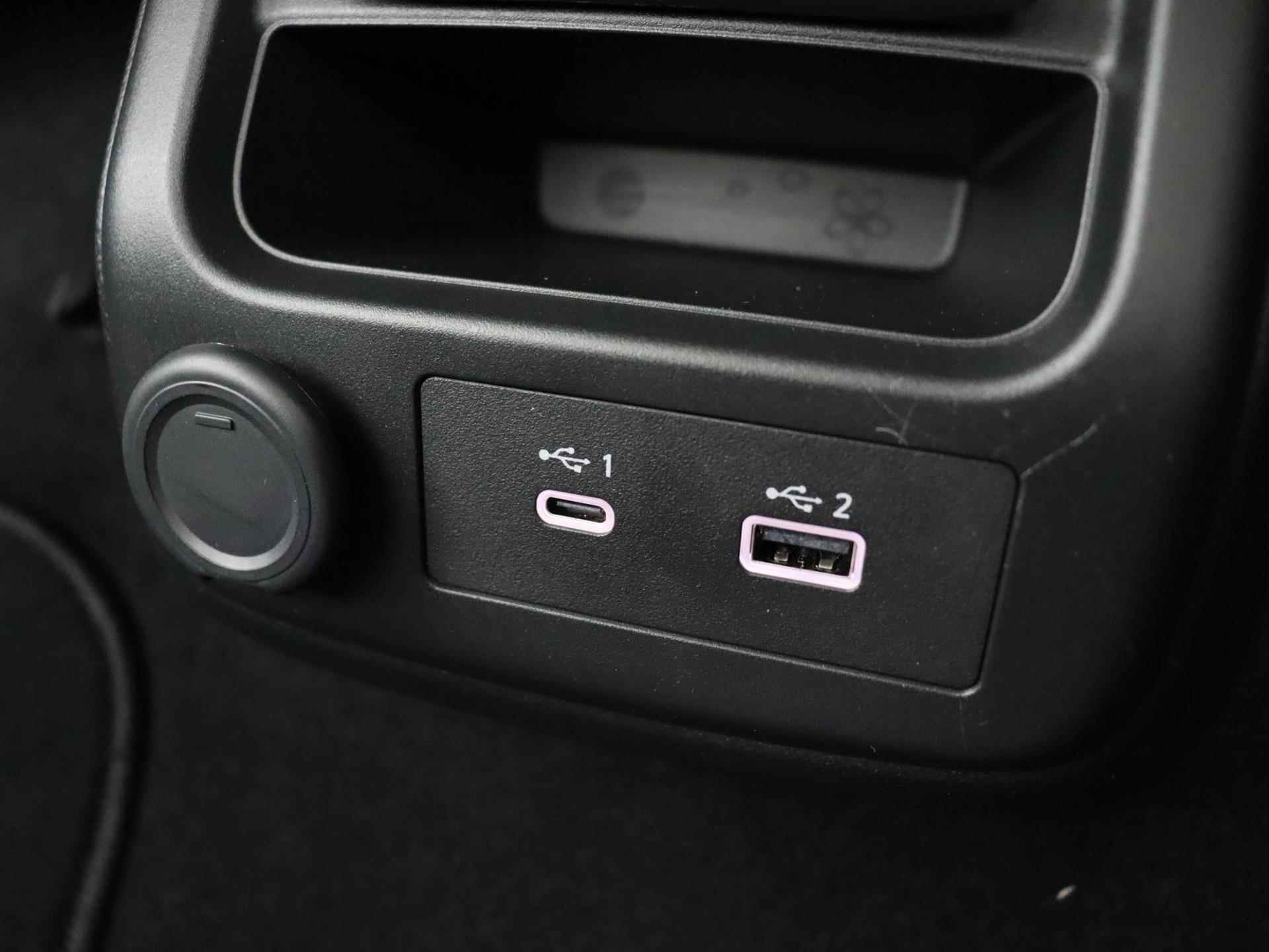 Nissan Ariya Evolve 87 kWh Leather | ACC | e-Pedal | Stoelverwarming voor + achter | Panoramadak | Elektrisch verstelbaar armsteun - 23/41