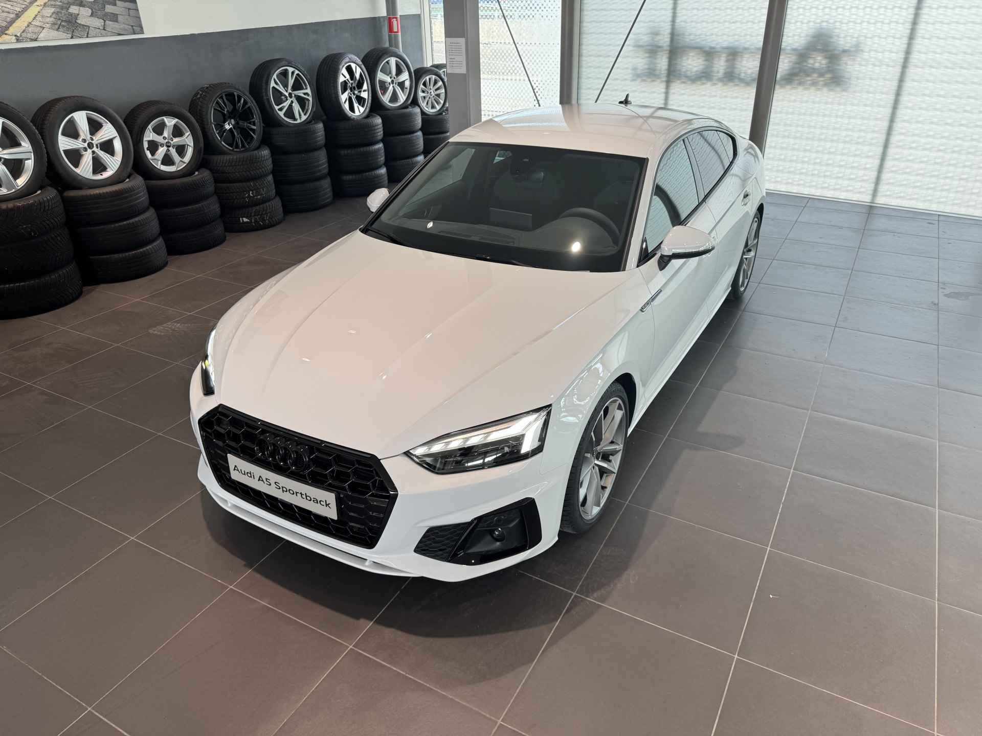 Audi A5 Sportback 35 TFSI 150pk S edition Competition | Optiekpakket zwart plus | Achteruitrijcamera | Stoelverwarming - 20/22