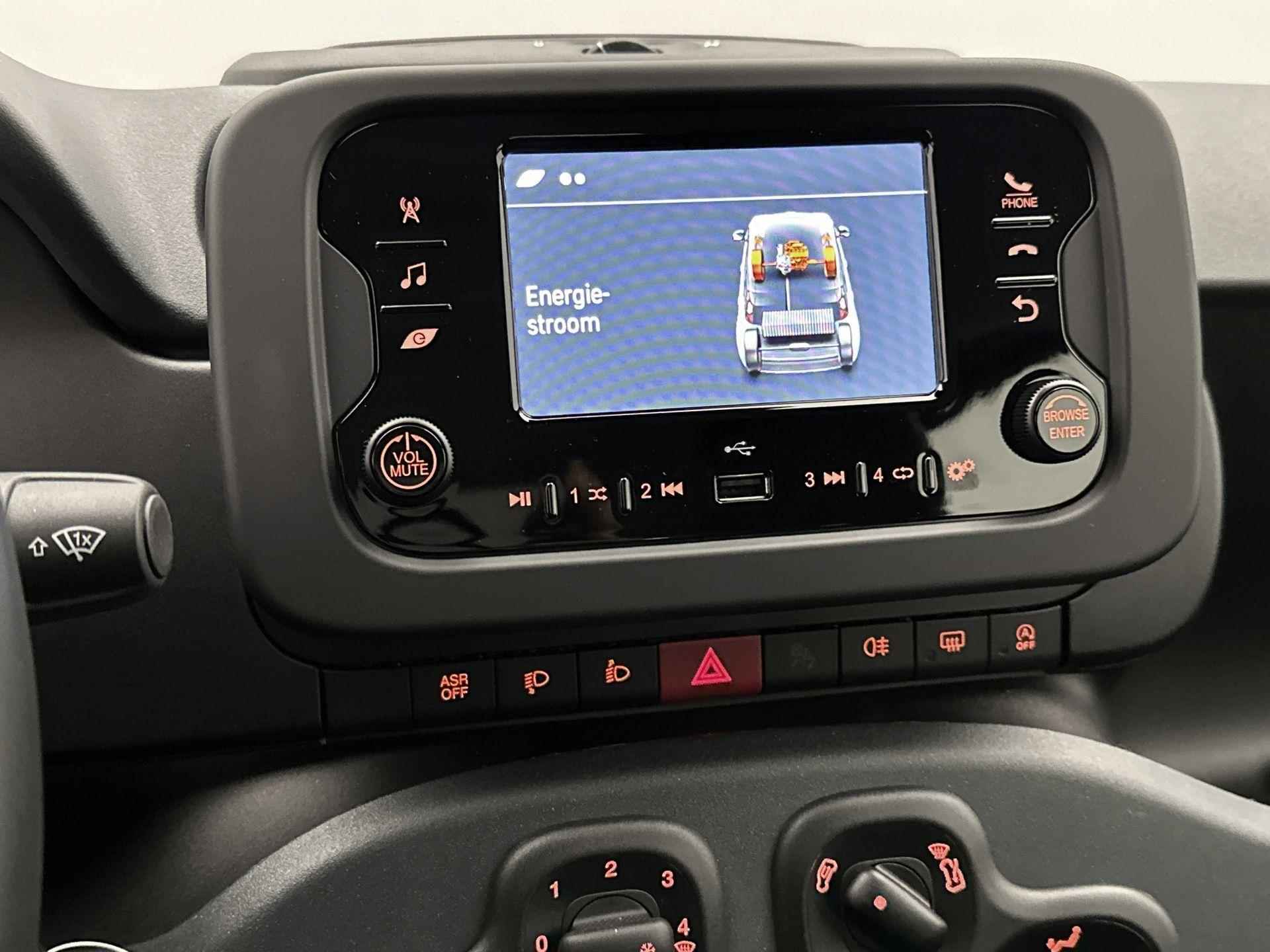 Fiat Panda Hybrid City 70 pk | Airco | Cruise Control | Bluetooth | DAB Ontvanger | Start/Stop Systeem | Verkeersbord Detectie | Buitenspiegels Elektrisch Verstel -en Verwarmdbaar | Centrale Deurvergrendeling met Afstandsbediening | - 22/30