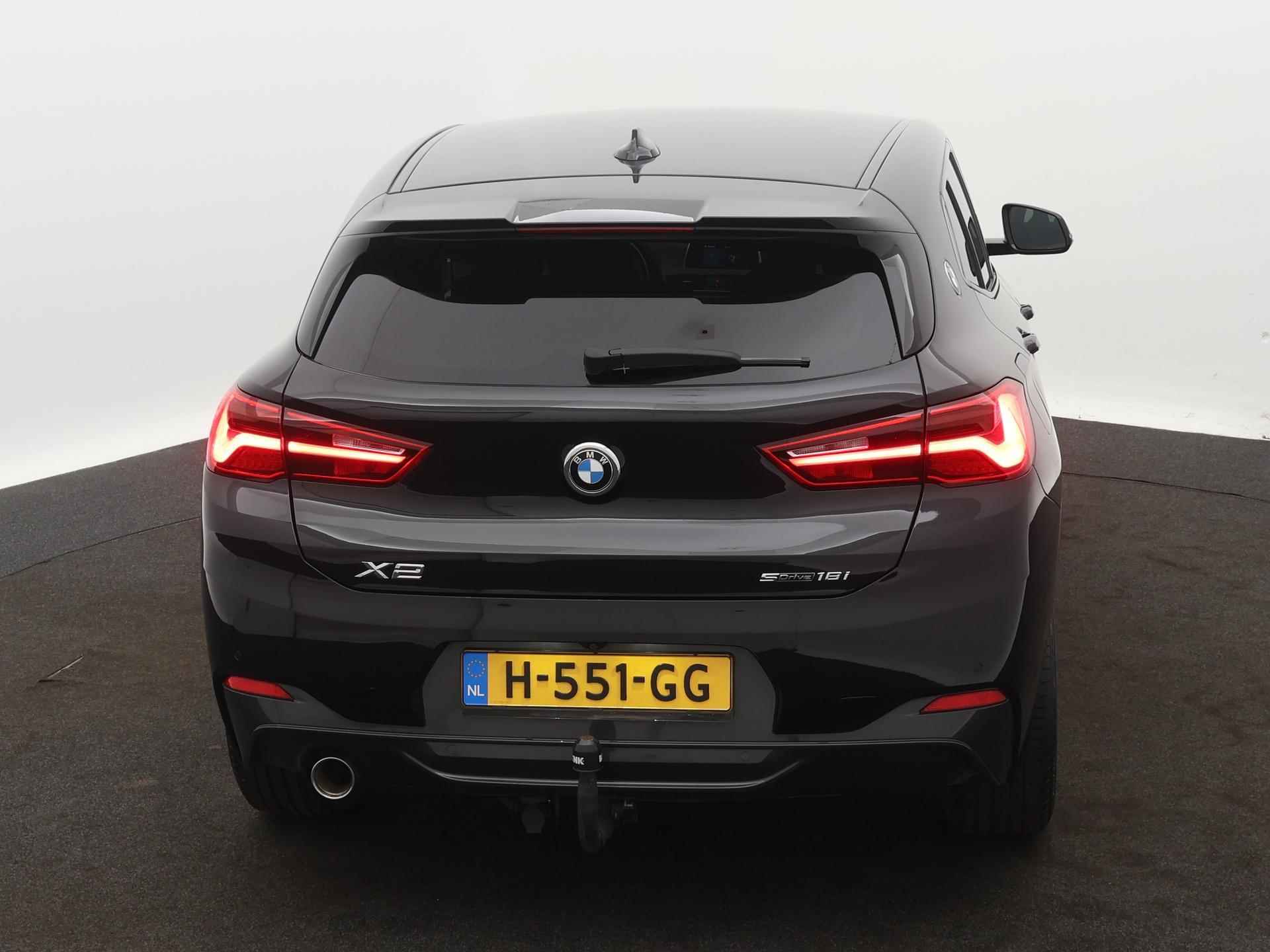 BMW X2 sDrive18i High Executive | M PAKKET | SFEERVERLICHTING | LED VERLICHTING | ELEKTRISCHE ACHTERKLEP | CLIMATE CONTROL | KEYLESS START | - 3/18