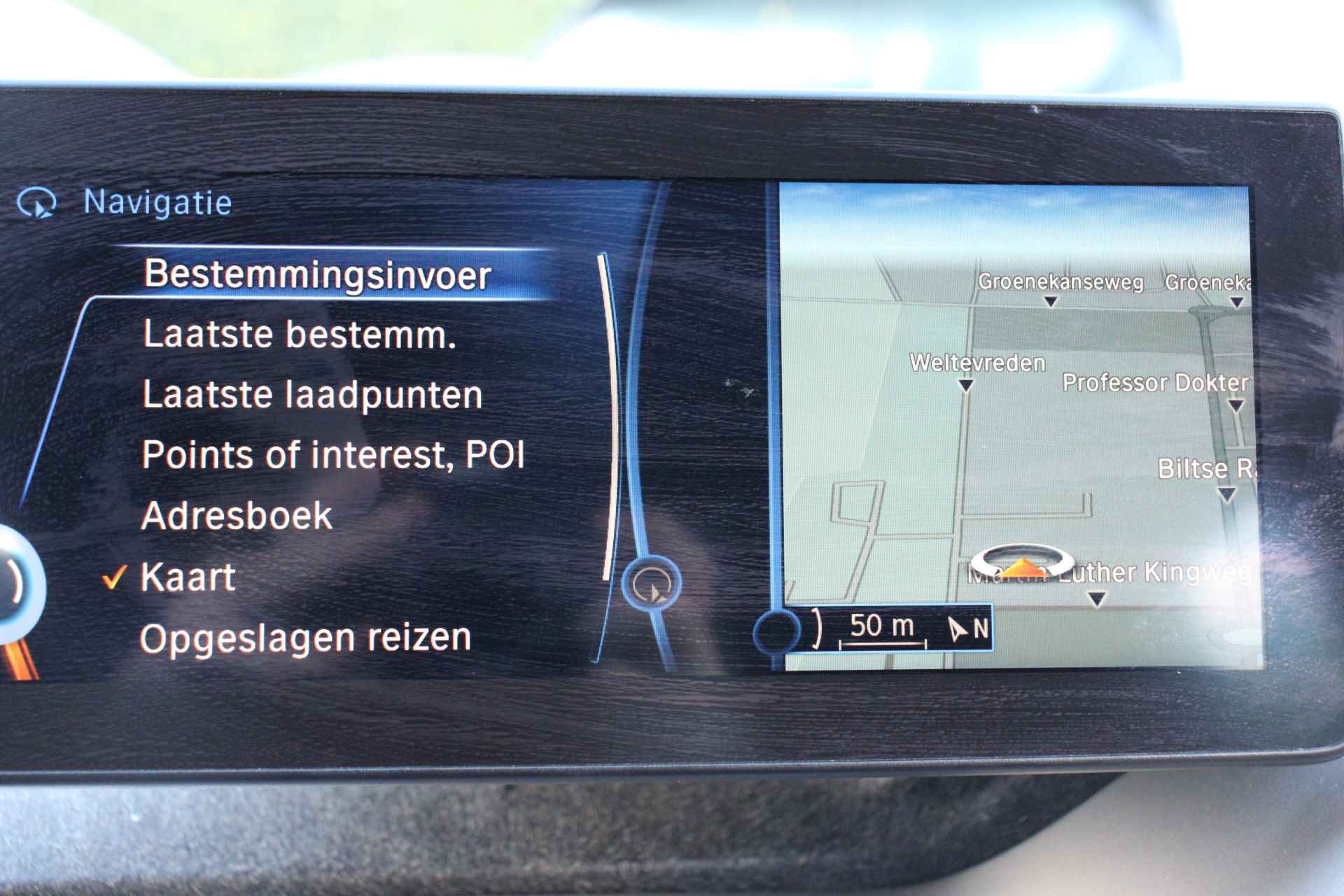 BMW i3 BASIS COMFORT ADVANCE 22 KWH | NAVI-PROF | CAMERA | CLIMA | STOELVERWARMING | CRUISE | LM. VELGEN | PARK SENS V+A - 10/50