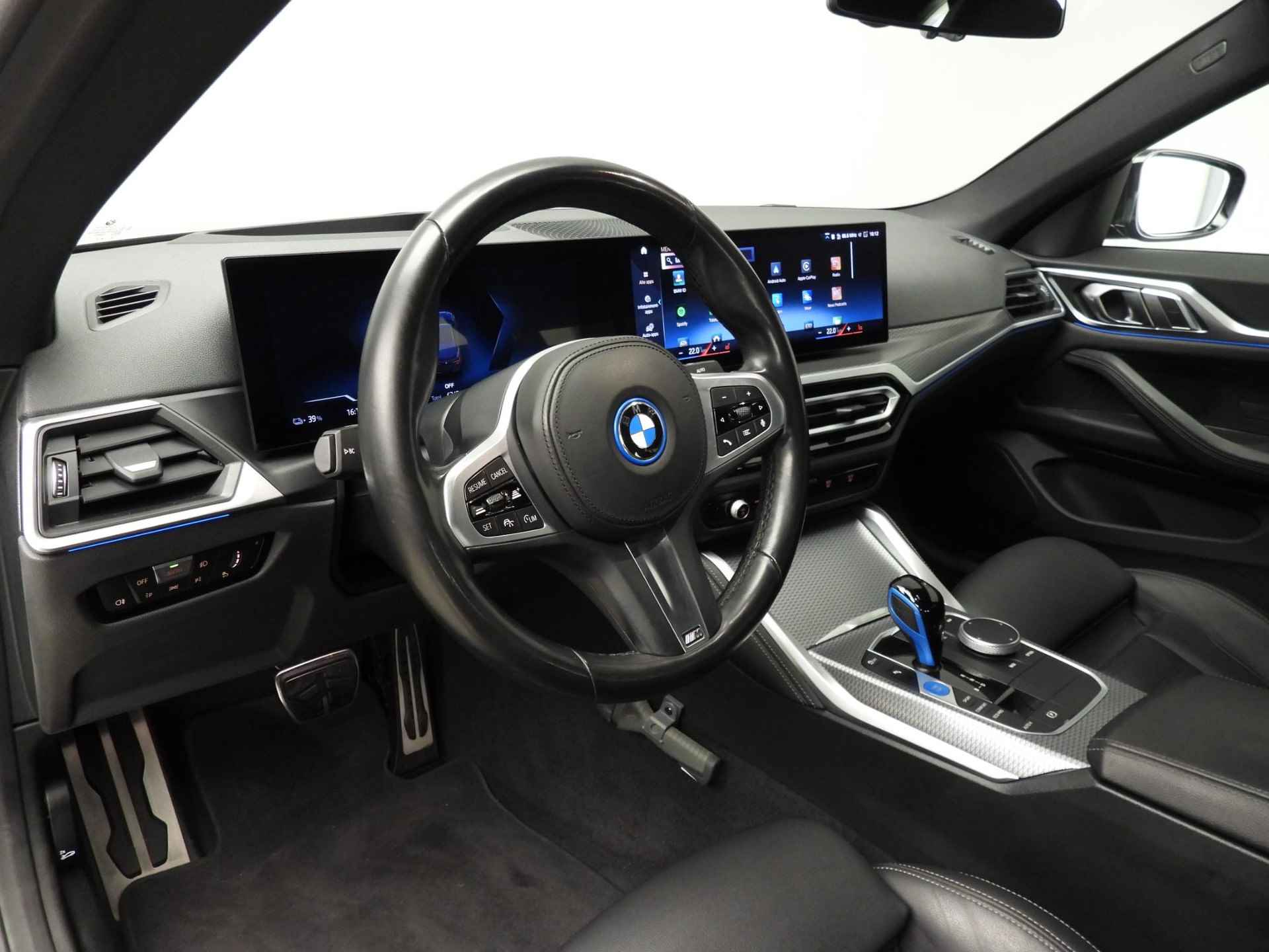 BMW i4 eDrive40 | M-Sportpakket | LED | Leder | HUD | Sportstoelen | Stoelverwarming | DAB | Alu 18 inch - 7/43