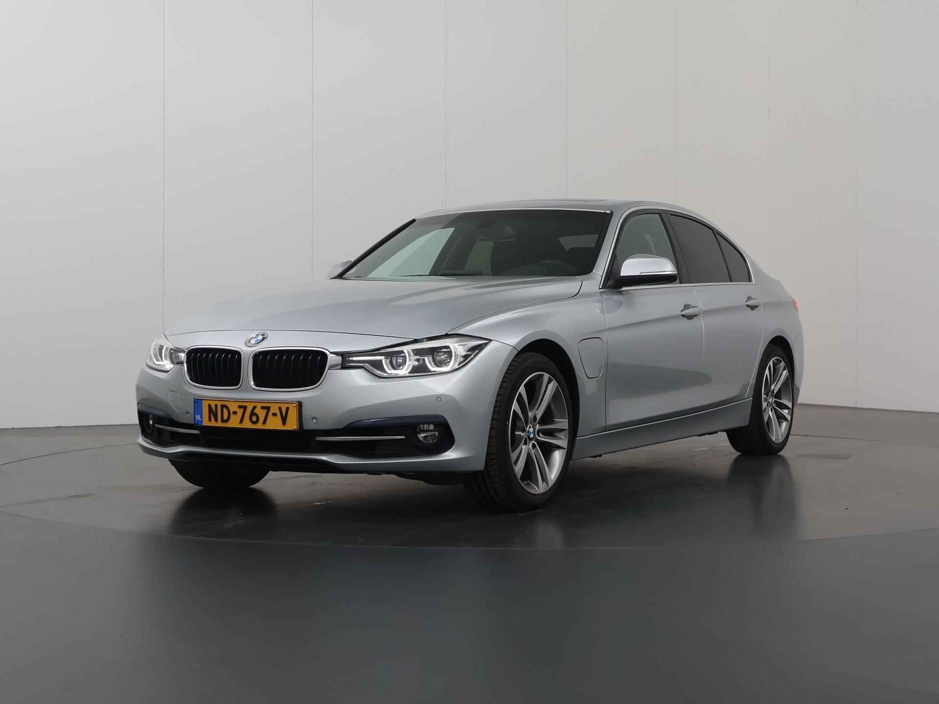 BMW 3-serie 330e Centennial High Executive Sportline | Schuif-/kanteldak | Navigatie | Sportstoelen | Parkeersensoren | Stoelverwarming | Keyless Go | Carplay | Stoelverwarming | - 37/37