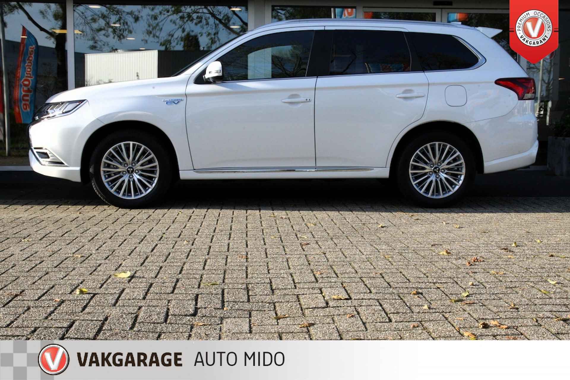 Mitsubishi Outlander 2.4 PHEV Instyle 4WD -Trekhaak afneembaar- - 10/60