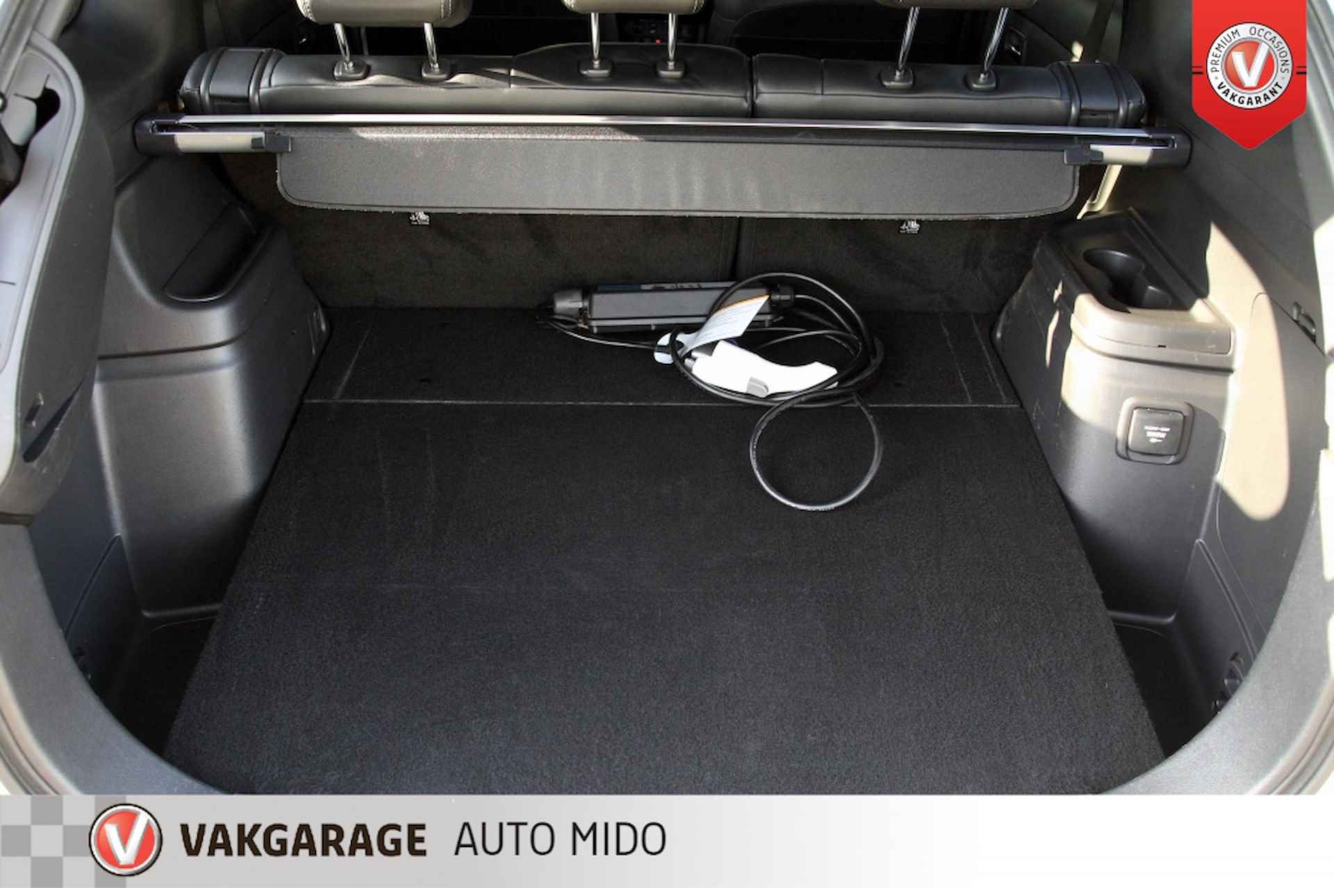 Mitsubishi Outlander 2.4 PHEV Instyle 4WD -Trekhaak afneembaar- - 25/60