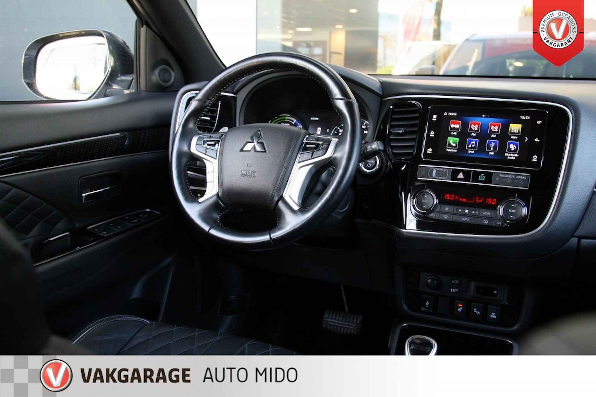 Mitsubishi Outlander 2.4 PHEV Instyle 4WD -Trekhaak afneembaar- - 43/60