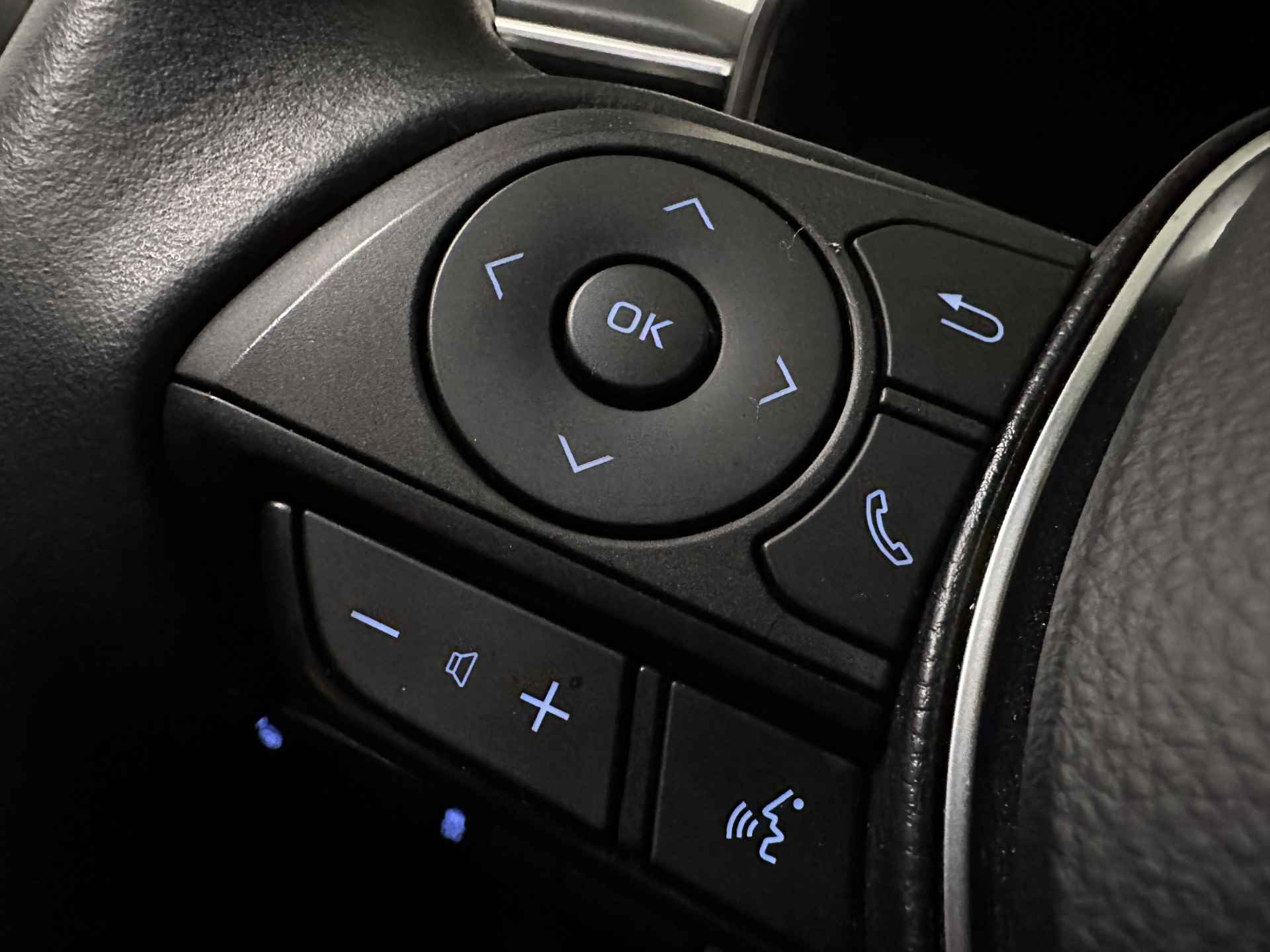 Toyota Corolla 1.2 Turbo Dynamic 116pk | Adaptive Cruise | LED Koplampen | Keyless | Navi | DAB | Apple Carplay | - 23/34