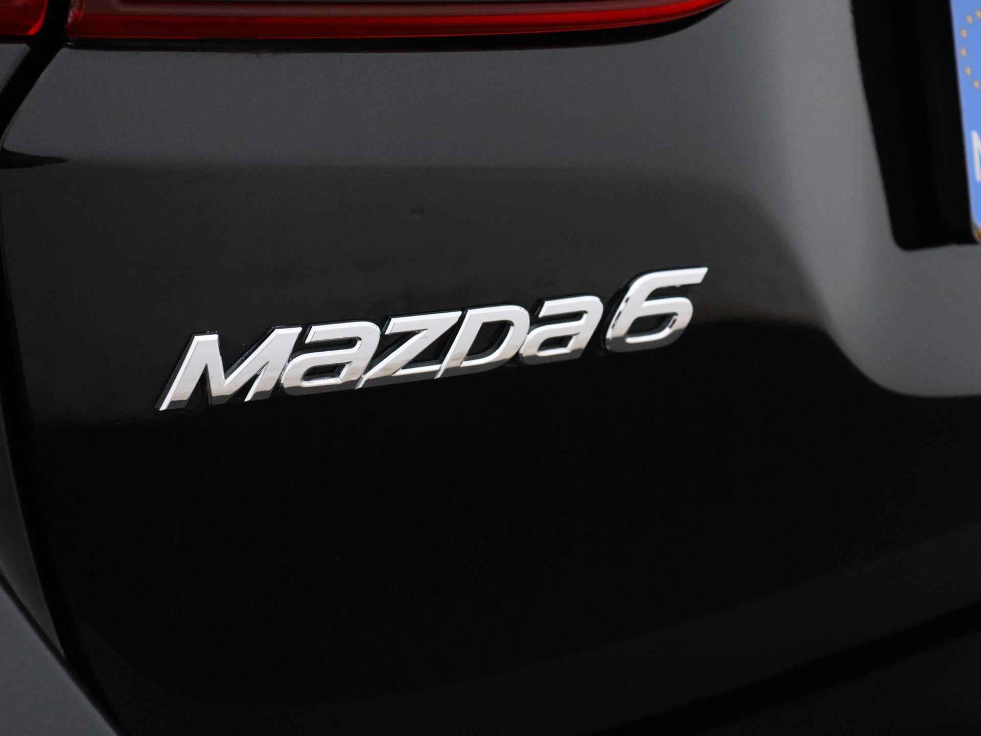 Mazda 6 Sportbreak SkyActiv-G 194 Signature 194pk Automaat  | Navigatie | Dodehoek Detectie | Adaptieve Cruise Control | Lederen Bekleding | Voorstoelen/ Stuur Verwarmd - 16/39