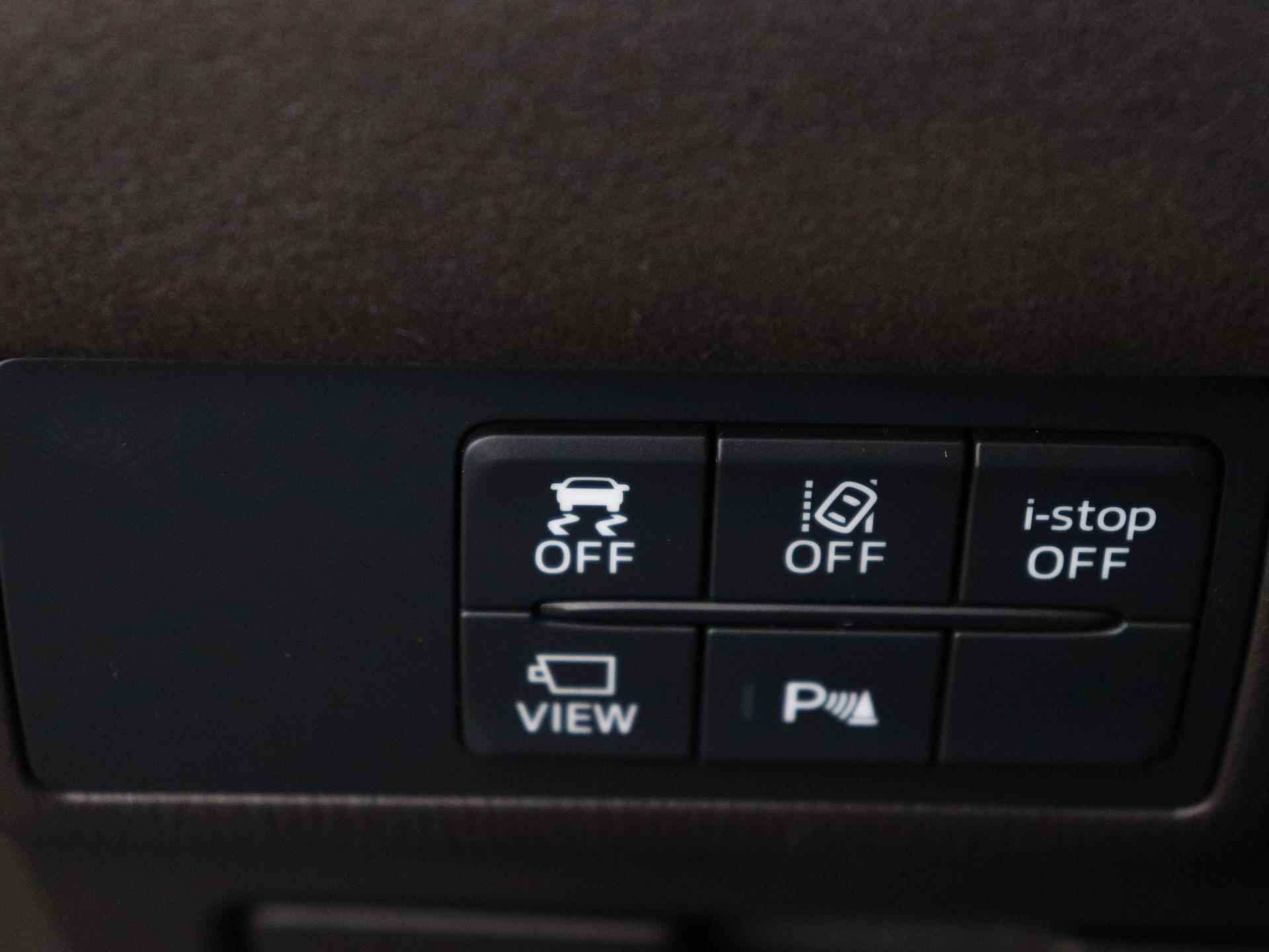 Mazda 6 Sportbreak SkyActiv-G 194 Signature 194pk Automaat  | Navigatie | Dodehoek Detectie | Adaptieve Cruise Control | Lederen Bekleding | Voorstoelen/ Stuur Verwarmd - 26/39