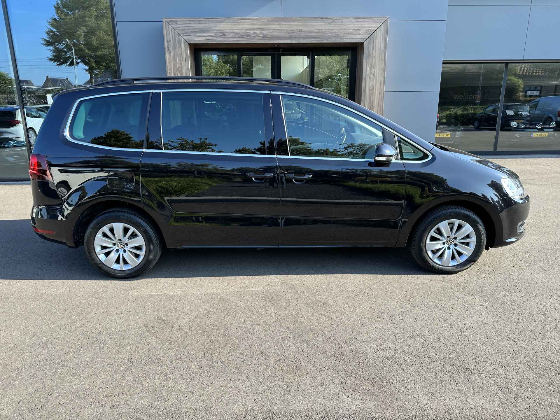 Volkswagen Sharan 1.4 TSI 150pk DSG Comfortline 7-persoons | incl. 1 jaar Bovag garantie - 2/30