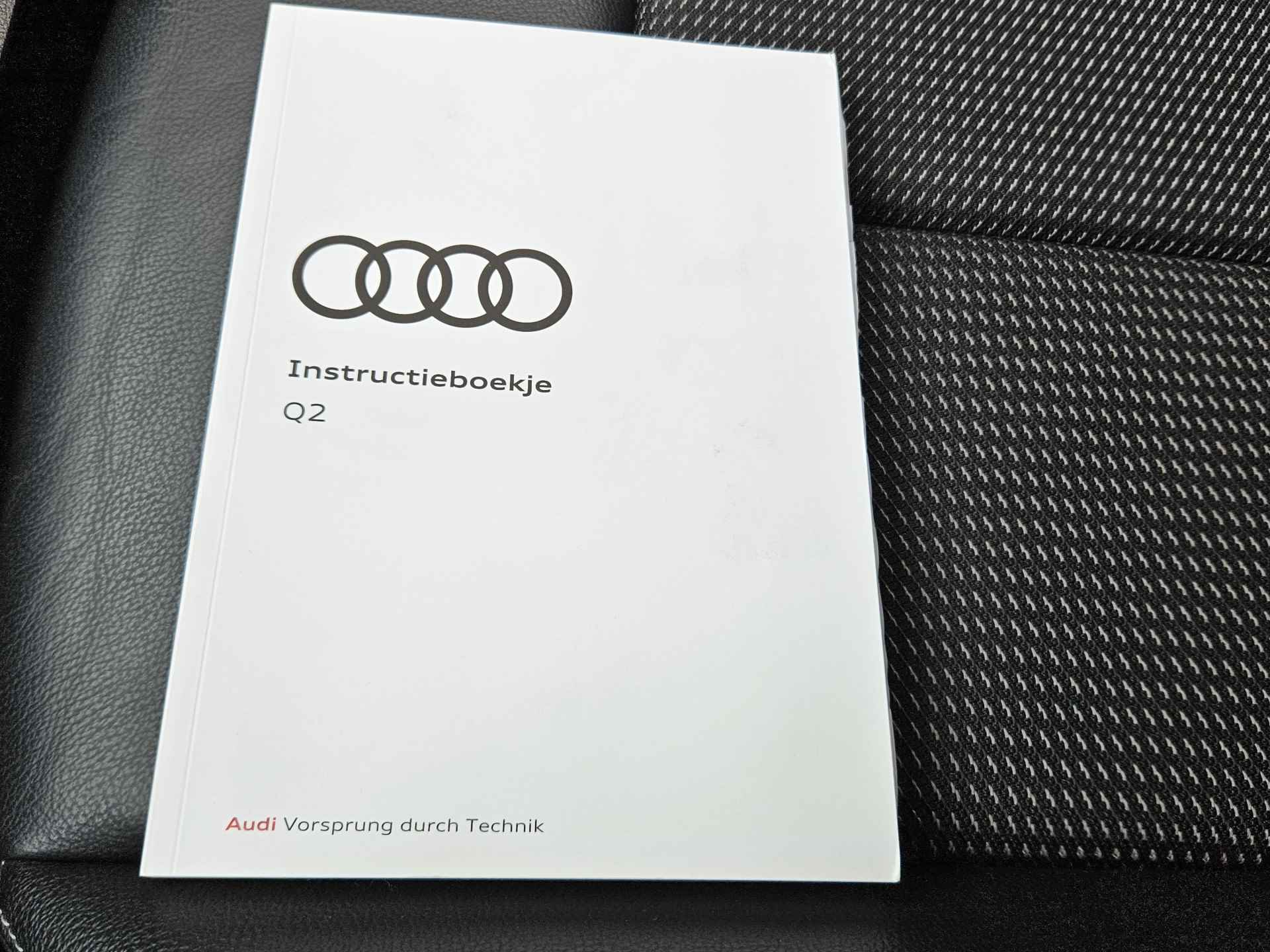 Audi Q2 1.0 TFSI Sport Pro Line Automaat | Navigatie | Mat Blauwe Wrap met Zwart Dak | S-Line Pakket - 10/48