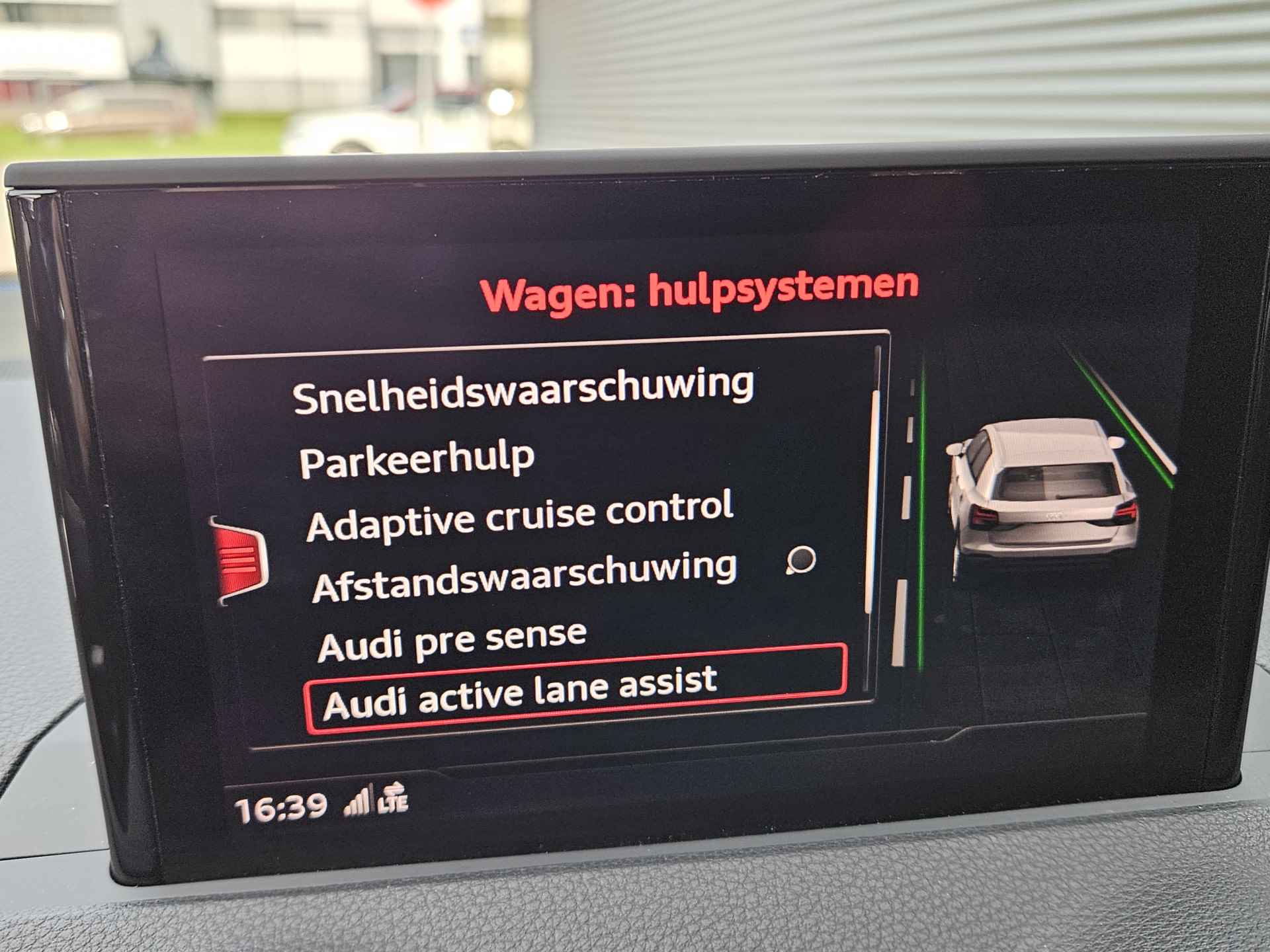 Audi Q2 1.0 TFSI Sport Pro Line Automaat | Navigatie | Mat Blauwe Wrap met Zwart Dak | S-Line Pakket - 32/48