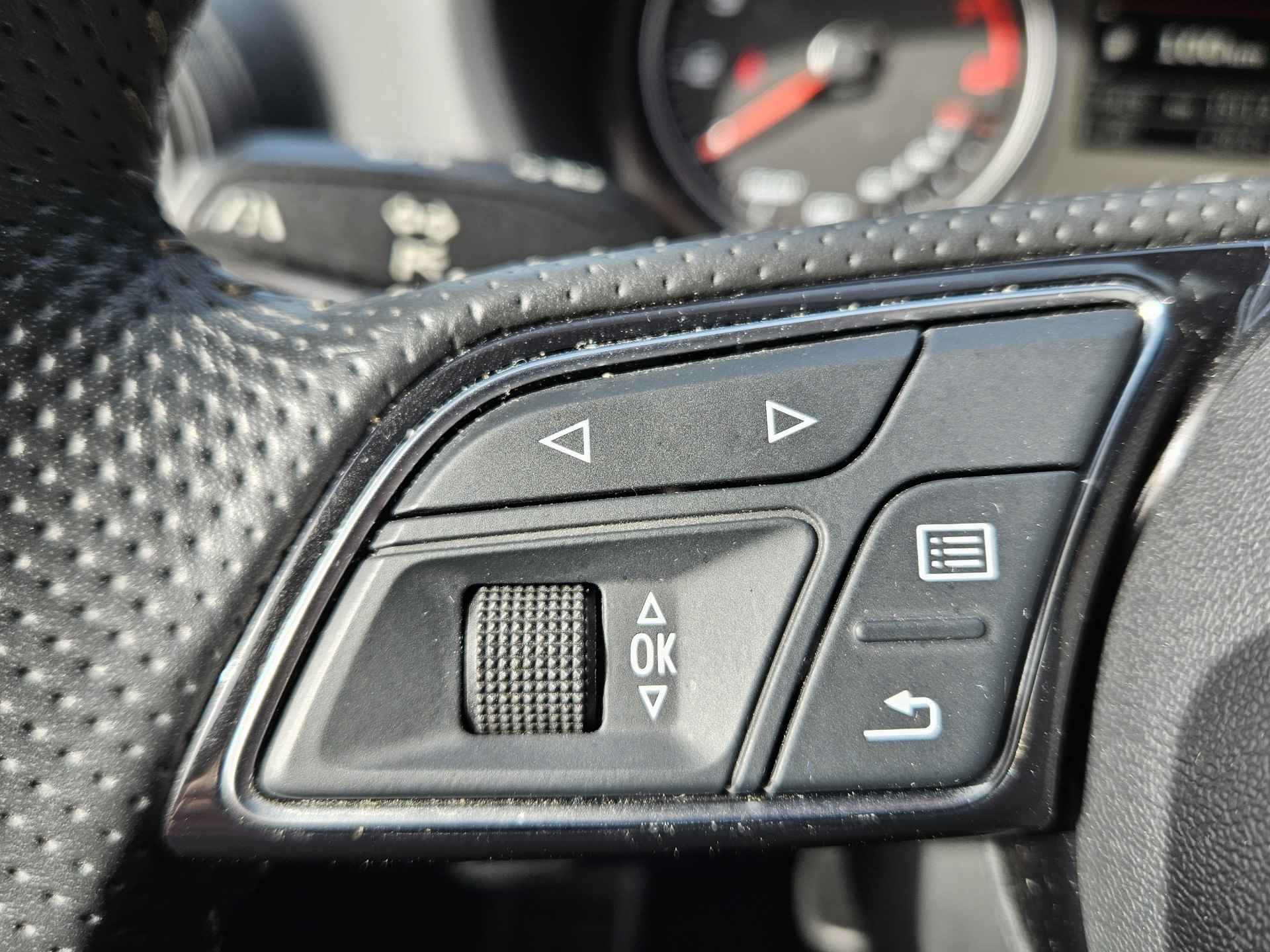 Audi Q2 1.0 TFSI Sport Pro Line Automaat | Navigatie | Mat Blauwe Wrap met Zwart Dak | S-Line Pakket - 38/48