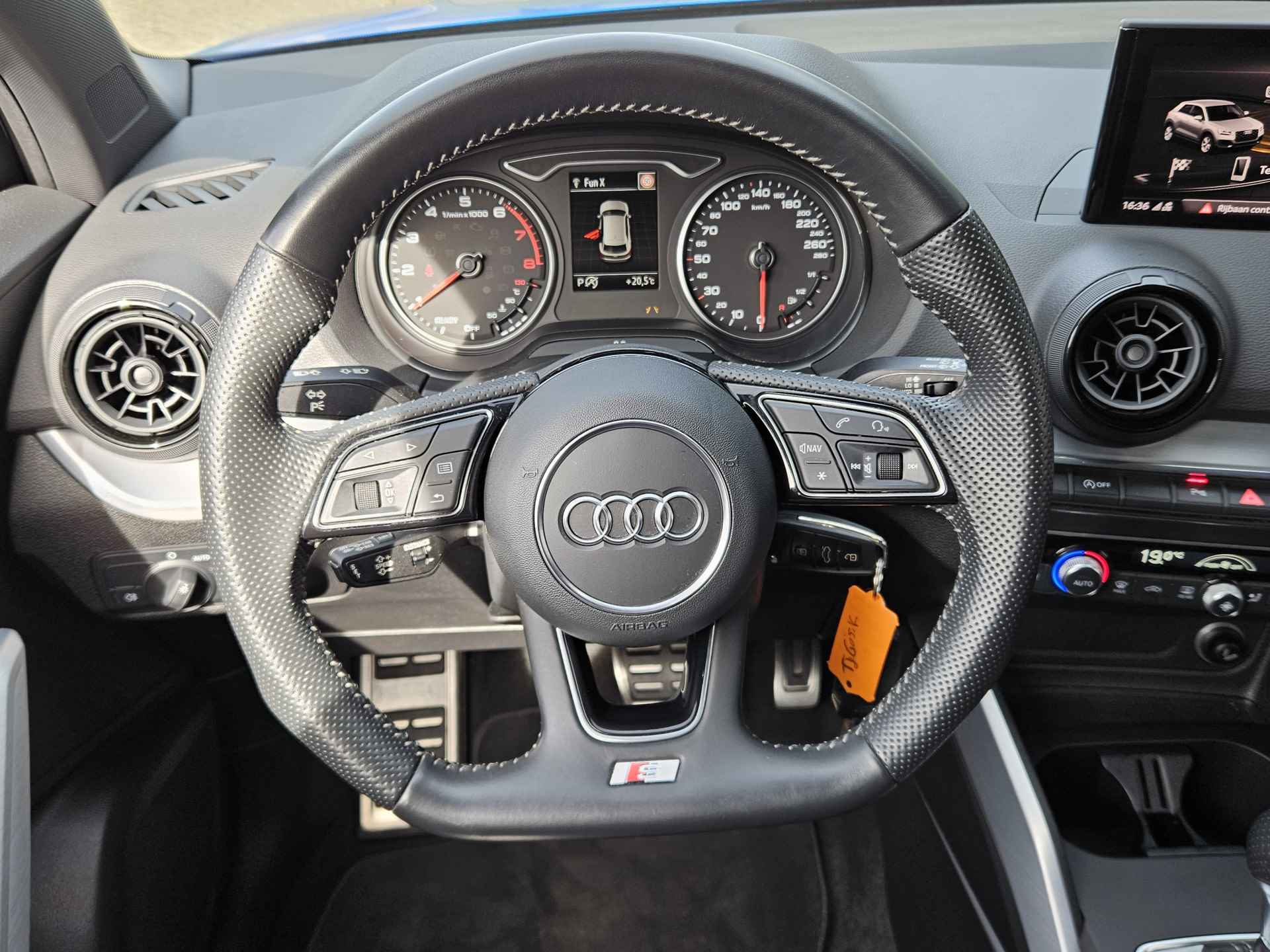 Audi Q2 1.0 TFSI Sport Pro Line Automaat | Navigatie | Mat Blauwe Wrap met Zwart Dak | S-Line Pakket - 39/48