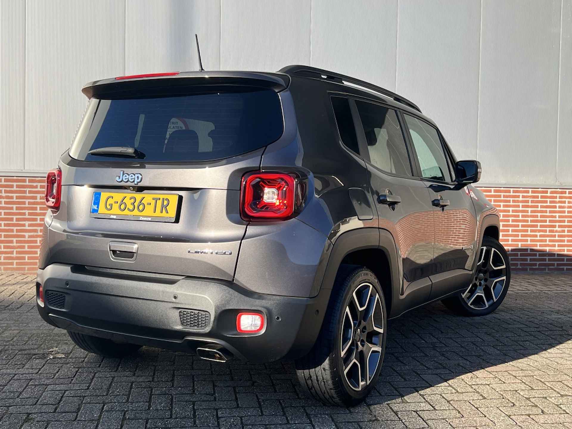 Jeep Renegade 1.3 Turbo 150 PK Limited | Parking | Navi | Led | 19" - 15/31