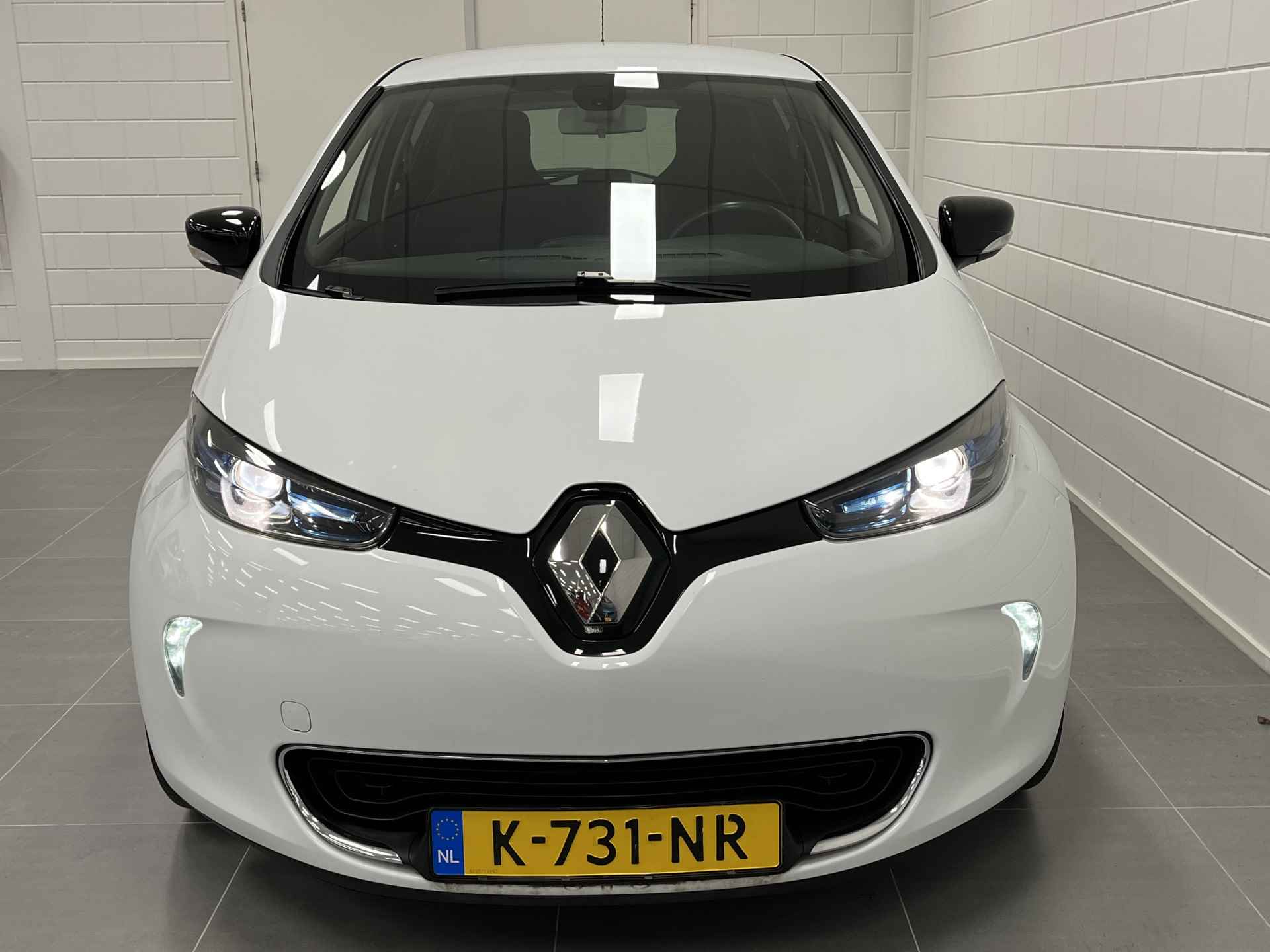 Renault ZOE R110 Limited 41 kWh ACCU HUUR | NAVIGATIE | LICHTMETALEN VELGEN | 2000 EURO SEPP SUBSIDIE - 38/42