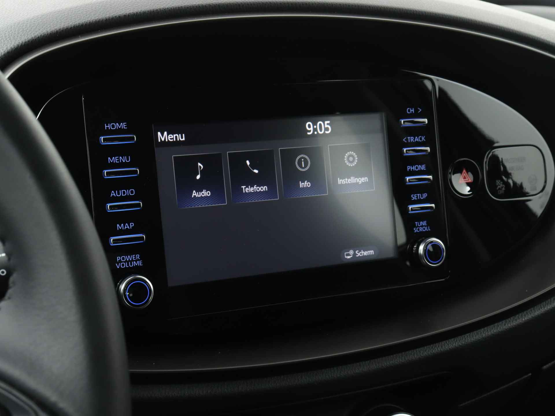 Toyota Aygo X 1.0 VVT-i MT play | Apple CarPlay | Android Auto | - 8/36