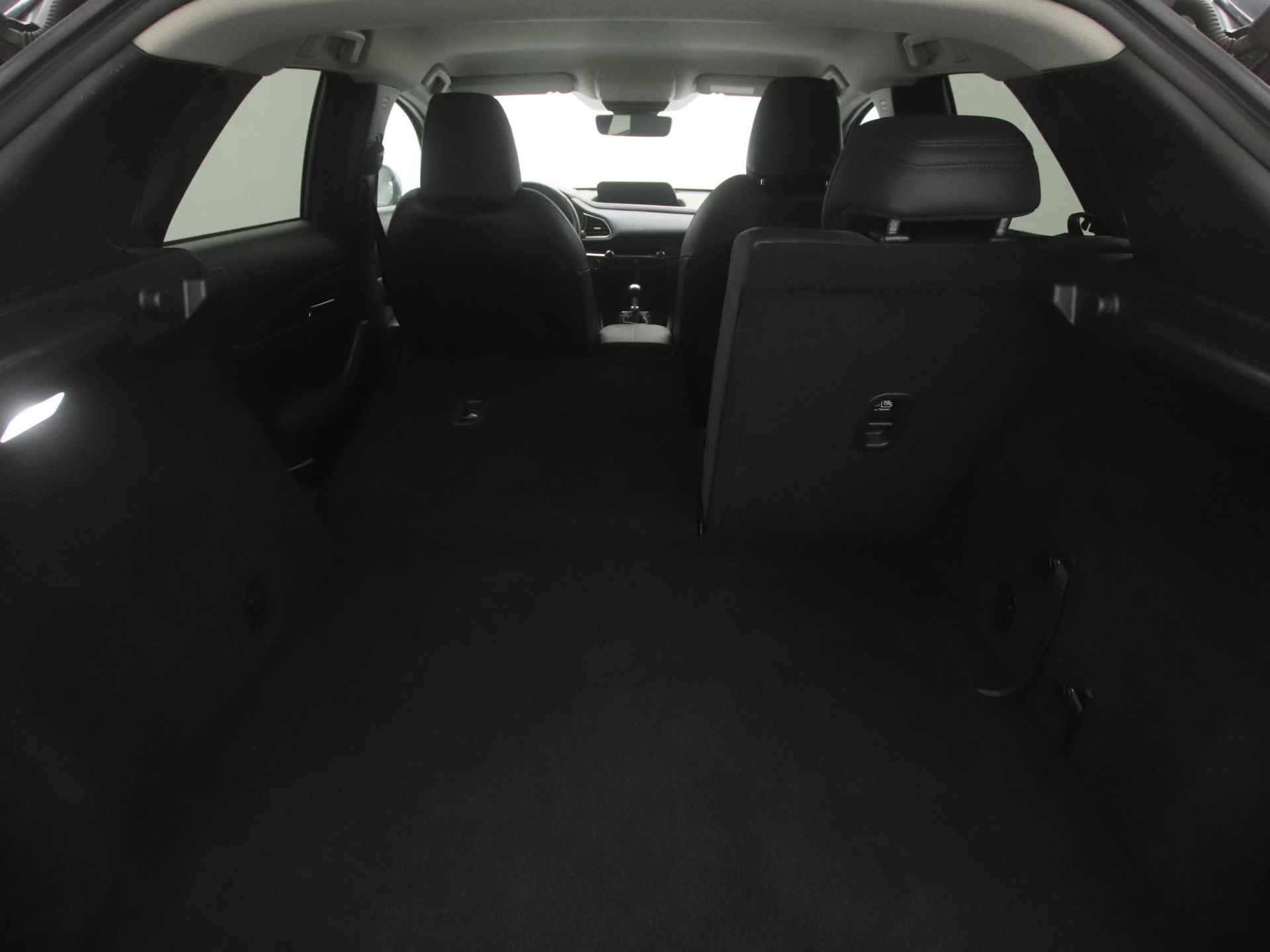 Mazda CX-30 2.0 SkyActiv-X Luxury i-Activesense AWD met all-weather banden : dealer onderhouden - 18/46