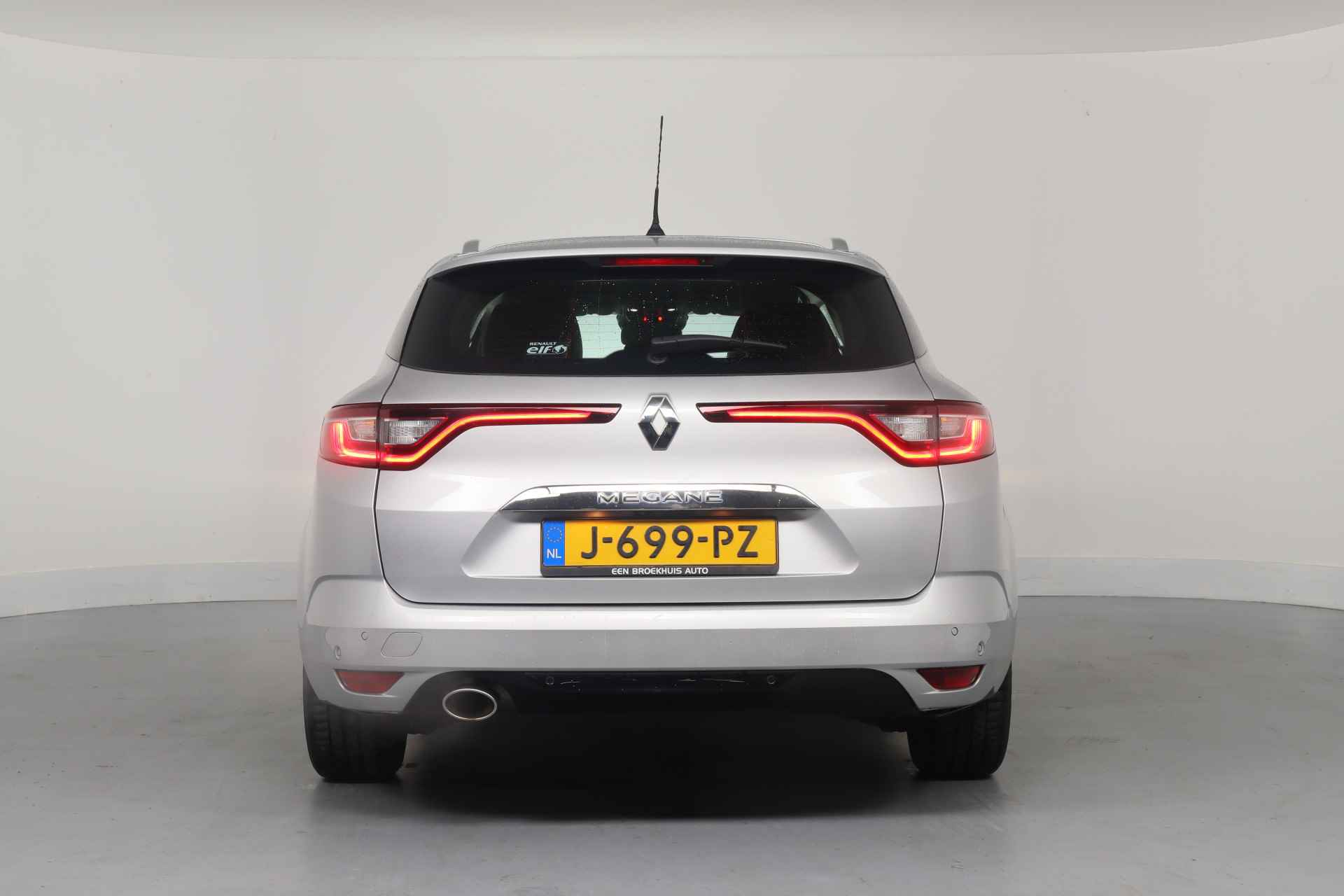 Renault Mégane Estate 1.2 TCe Limited | Navi | Camera | Clima | Parkeersensoren V+A | Cruise | Half Leder | Keyless | BLIS | Lichtmetalen Velgen - 4/42