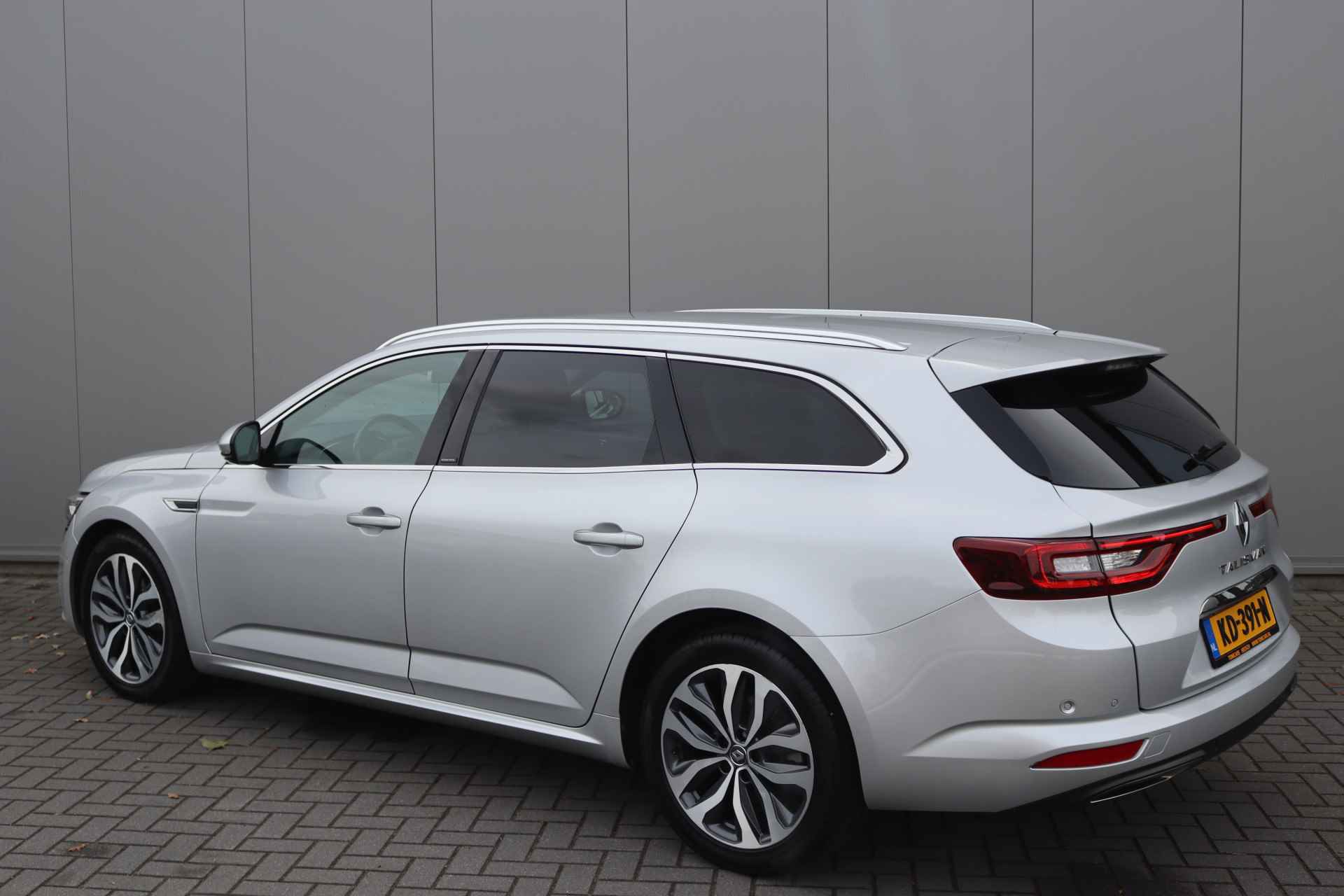 Renault Talisman Estate 1.6 TCe 150PK Automaat Intens Navigatie/Camera/Elektr.-klep/Half-leder - 3/36