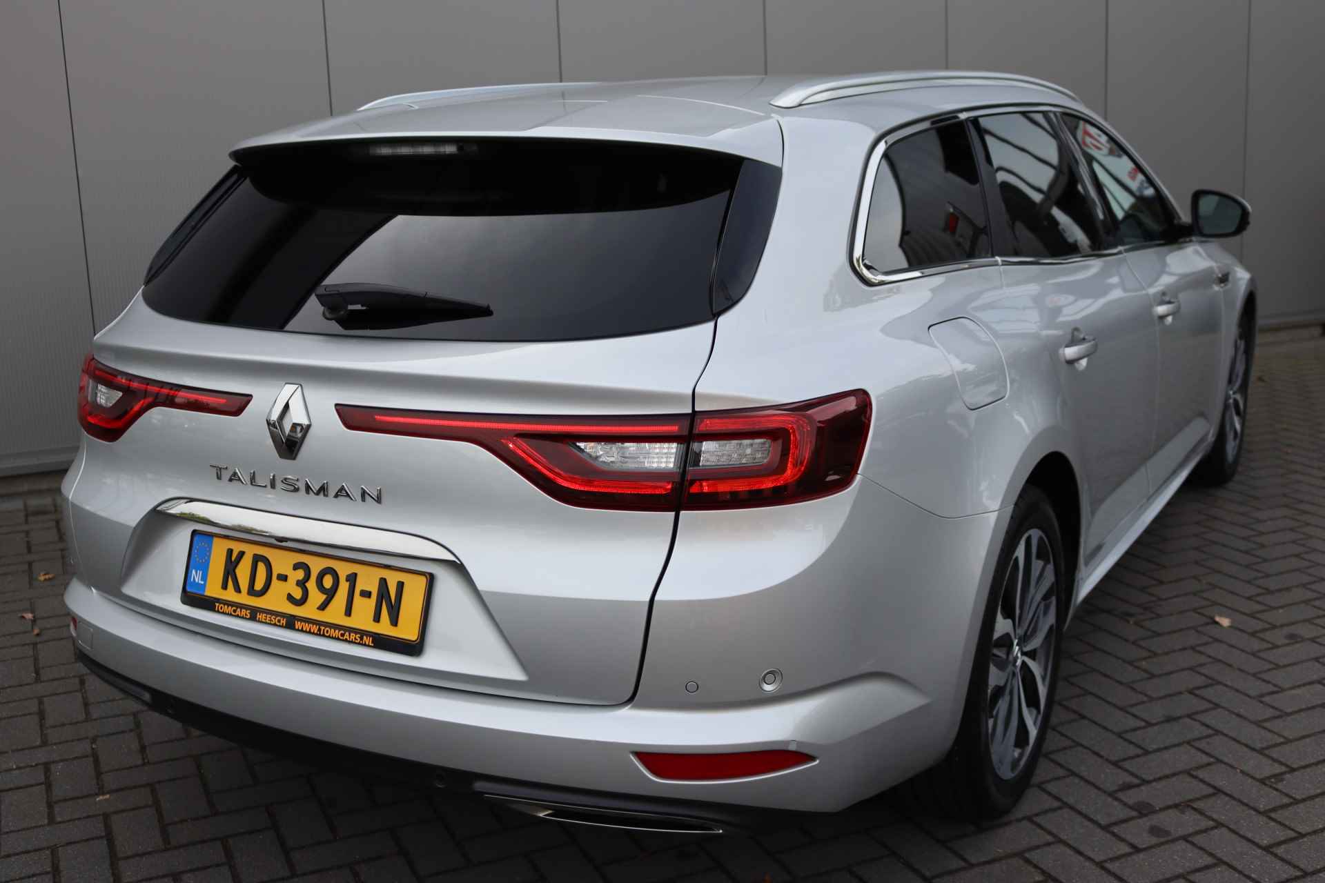 Renault Talisman Estate 1.6 TCe 150PK Automaat Intens Navigatie/Camera/Elektr.-klep/Half-leder - 9/36