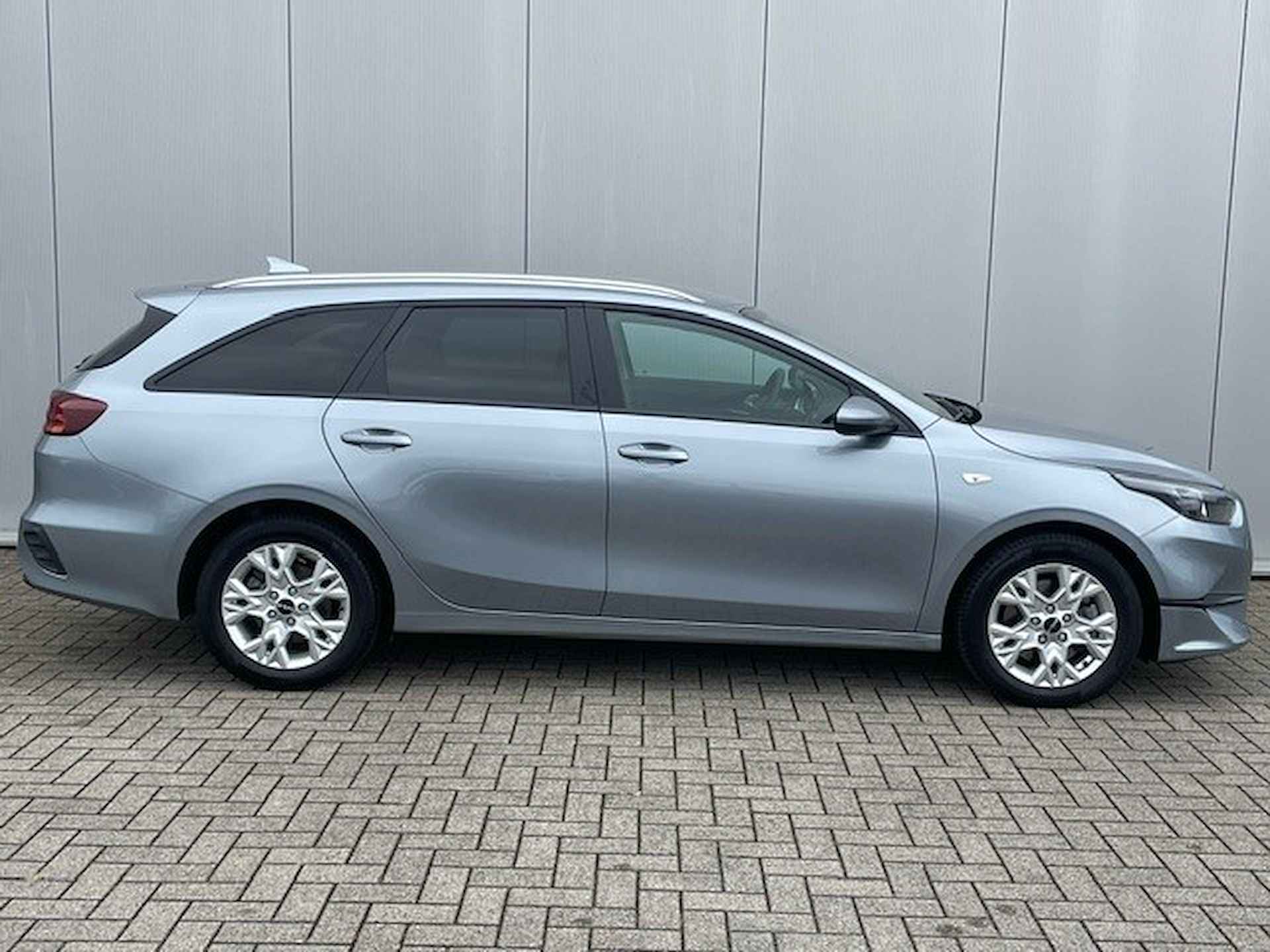 Kia Ceed Sportswagon 1.0 T-GDi DynamicLine Climate Control, Cruise Control, Navigatie ( via Apple Carplay/Android auto), 16"Lm, Stoel/Stuurverwarming - 3/24